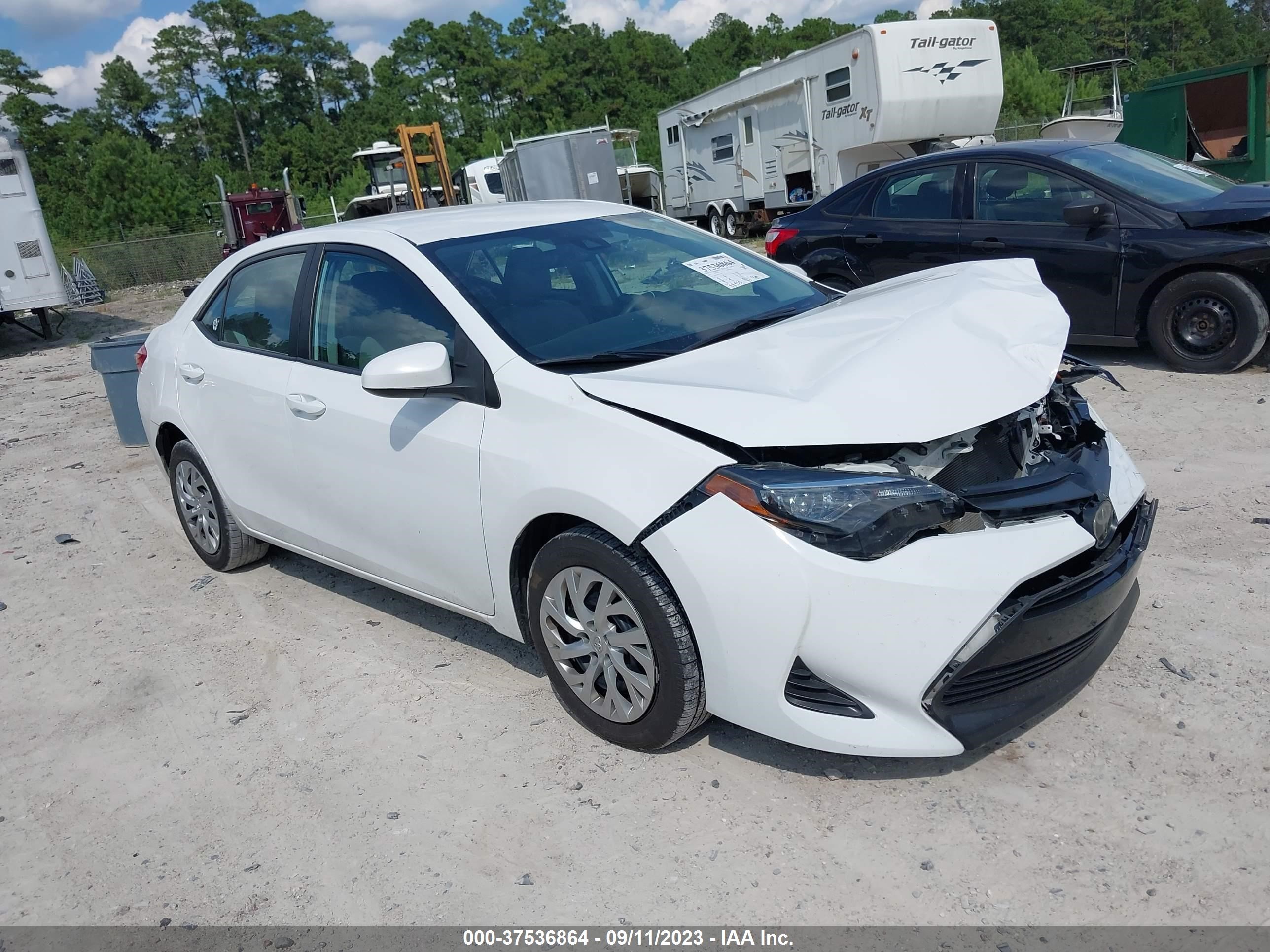 TOYOTA COROLLA 2019 2t1burhe0kc213427