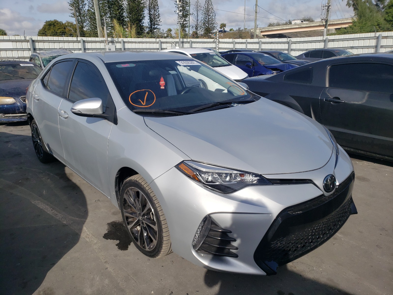 TOYOTA COROLLA L 2019 2t1burhe0kc217588