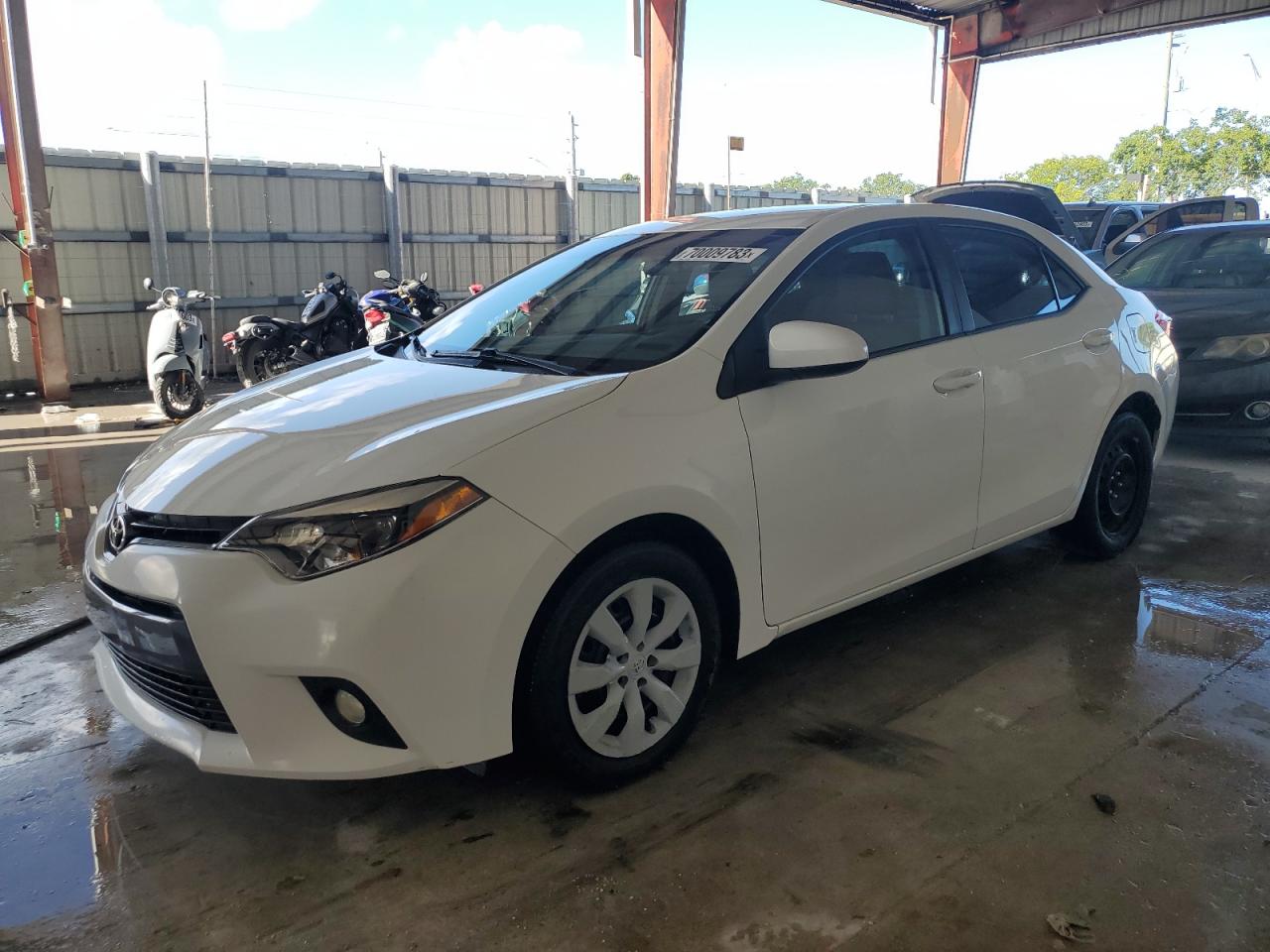 TOYOTA COROLLA 2015 2t1burhe1fc294525