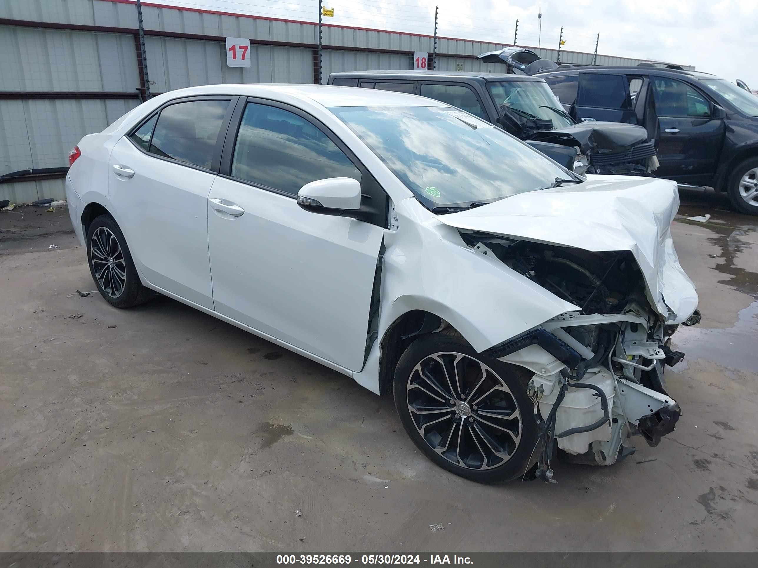 TOYOTA COROLLA 2015 2t1burhe1fc347272