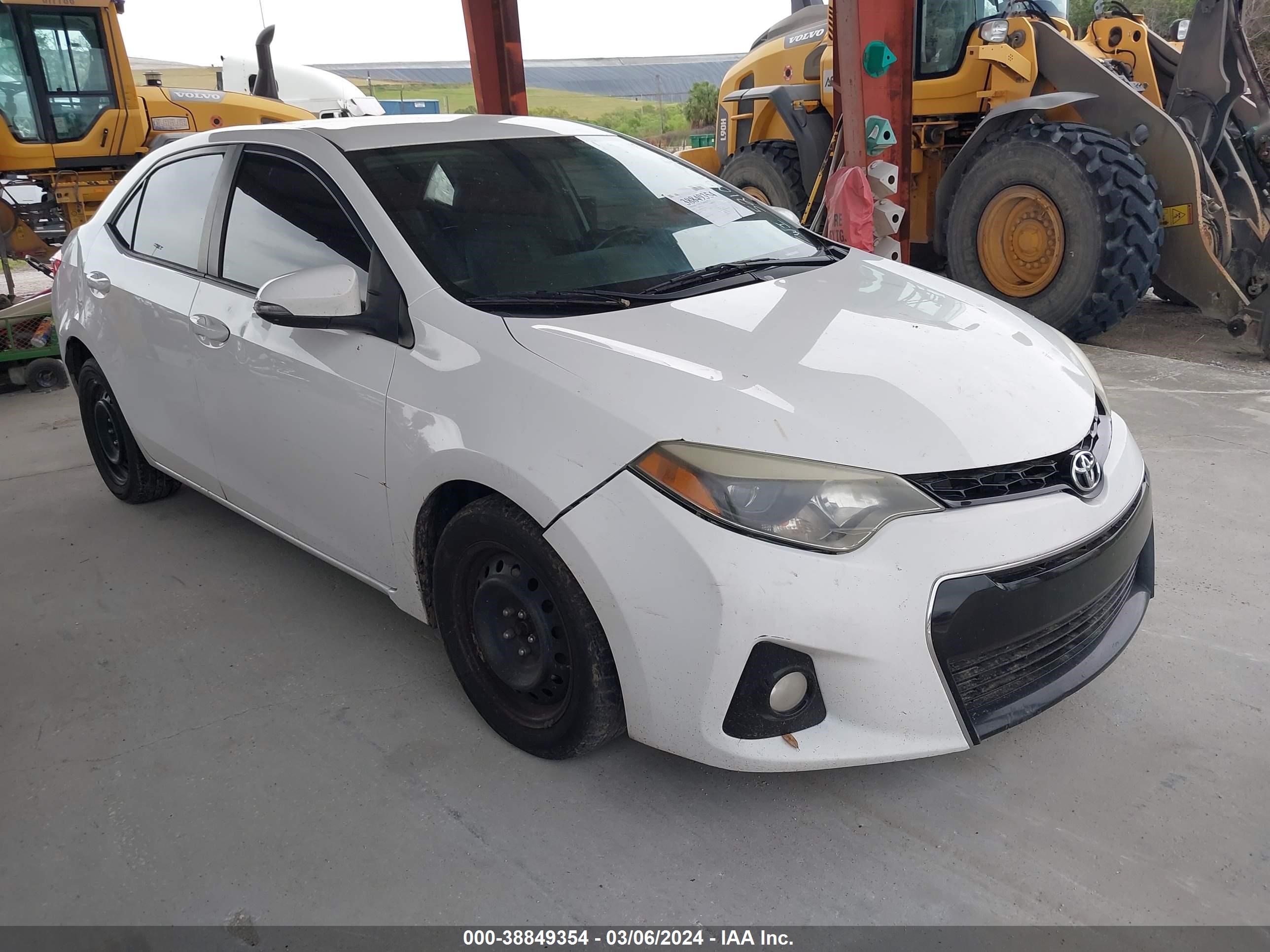 TOYOTA COROLLA 2016 2t1burhe1gc521021