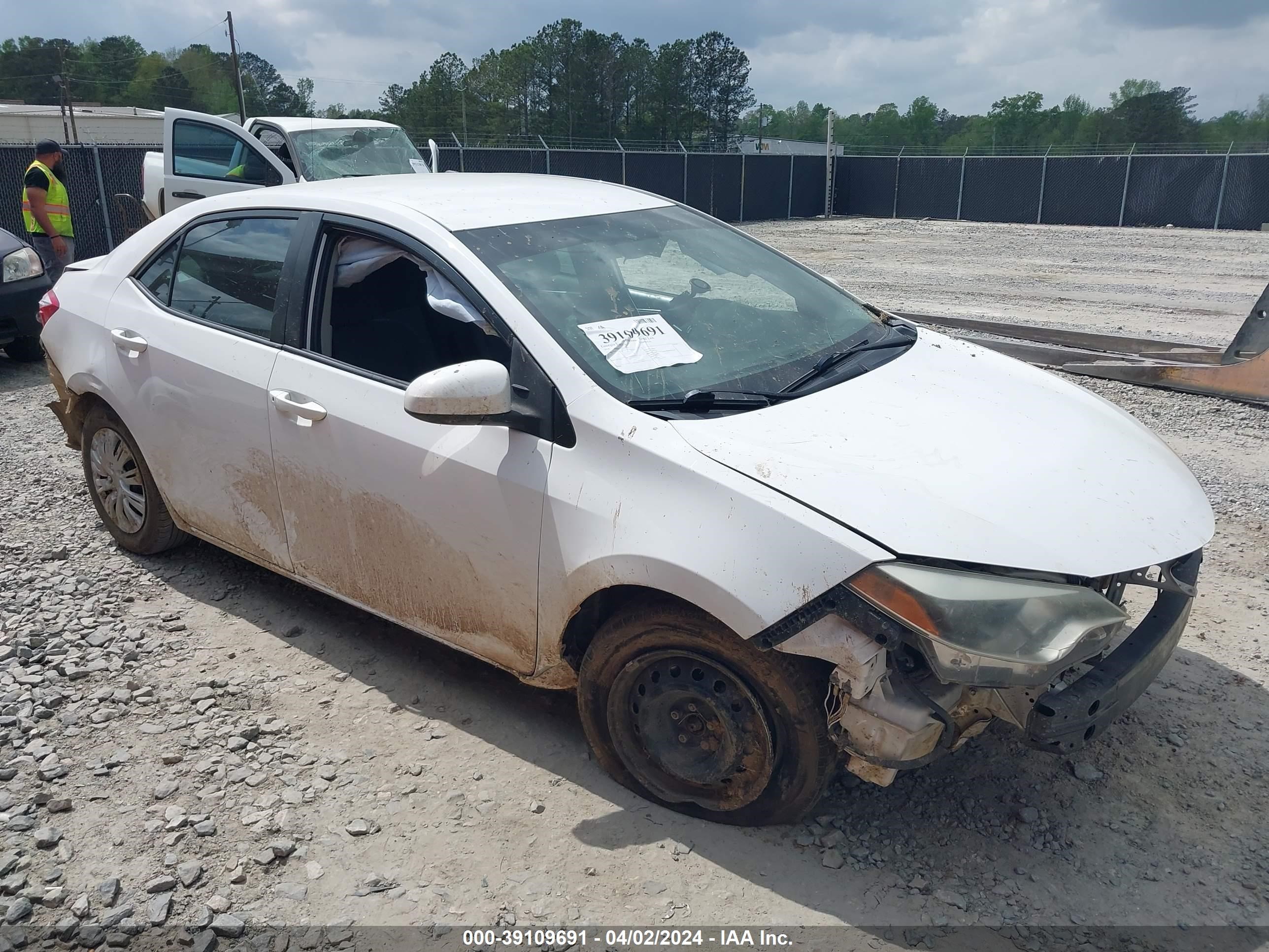 TOYOTA COROLLA 2014 2t1burhe3ec227083