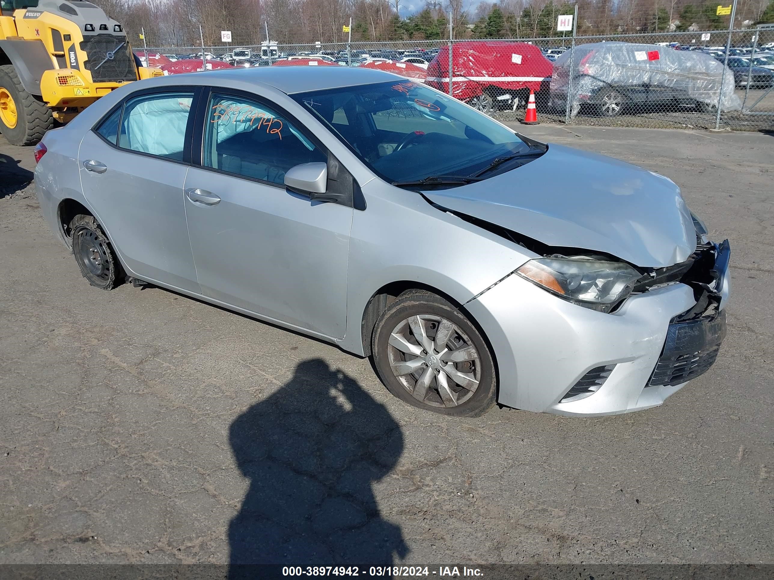 TOYOTA COROLLA 2015 2t1burhe3fc283736