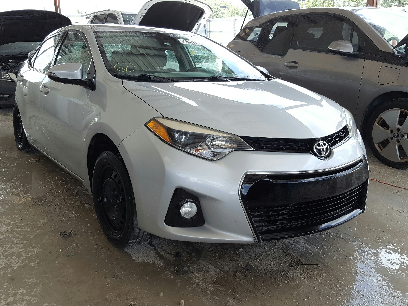 TOYOTA COROLLA L 2015 2t1burhe4fc357827