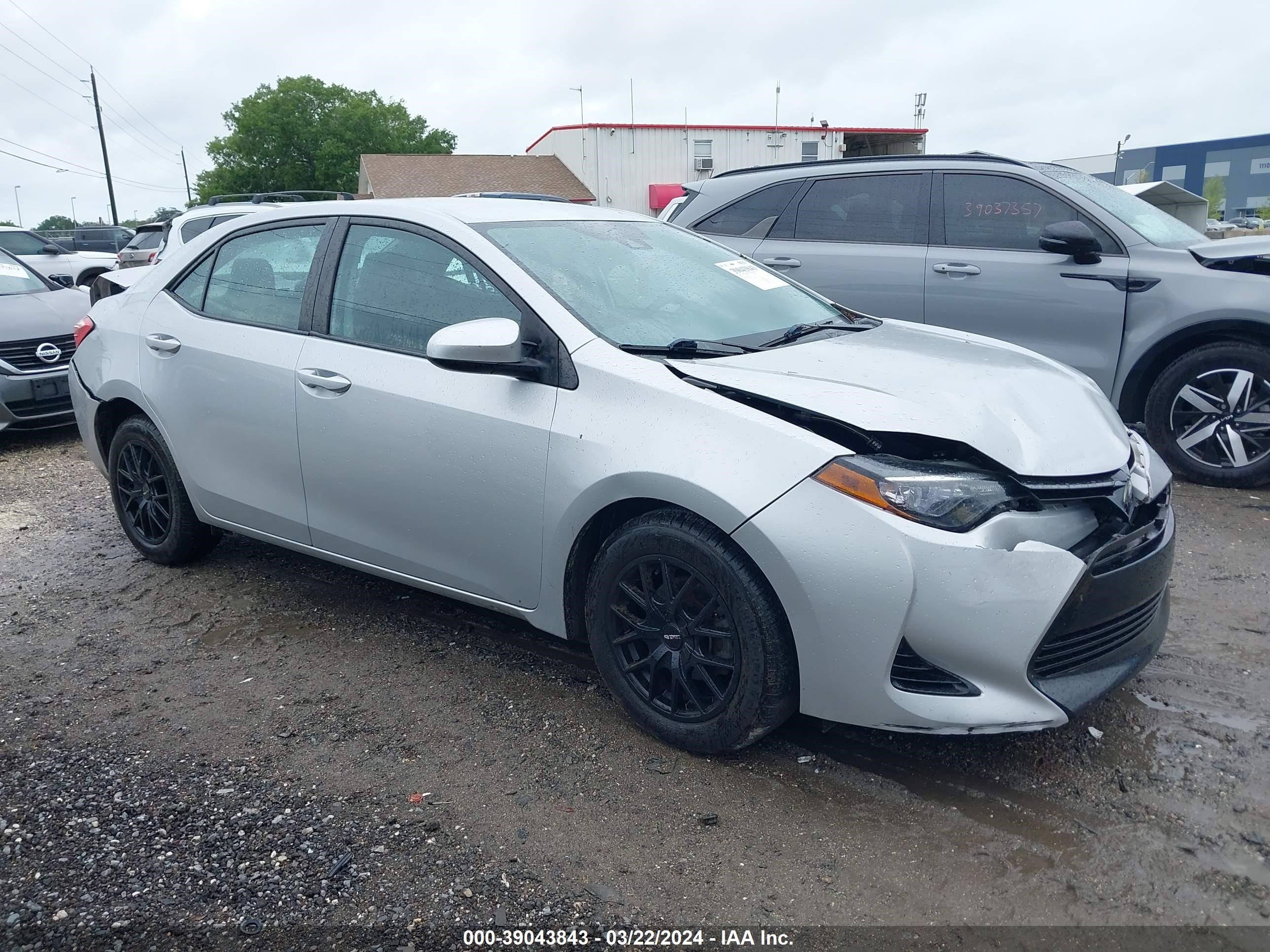 TOYOTA COROLLA 2017 2t1burhe4hc839295