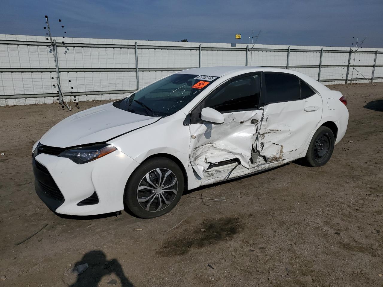 TOYOTA COROLLA 2017 2t1burhe5hc813238