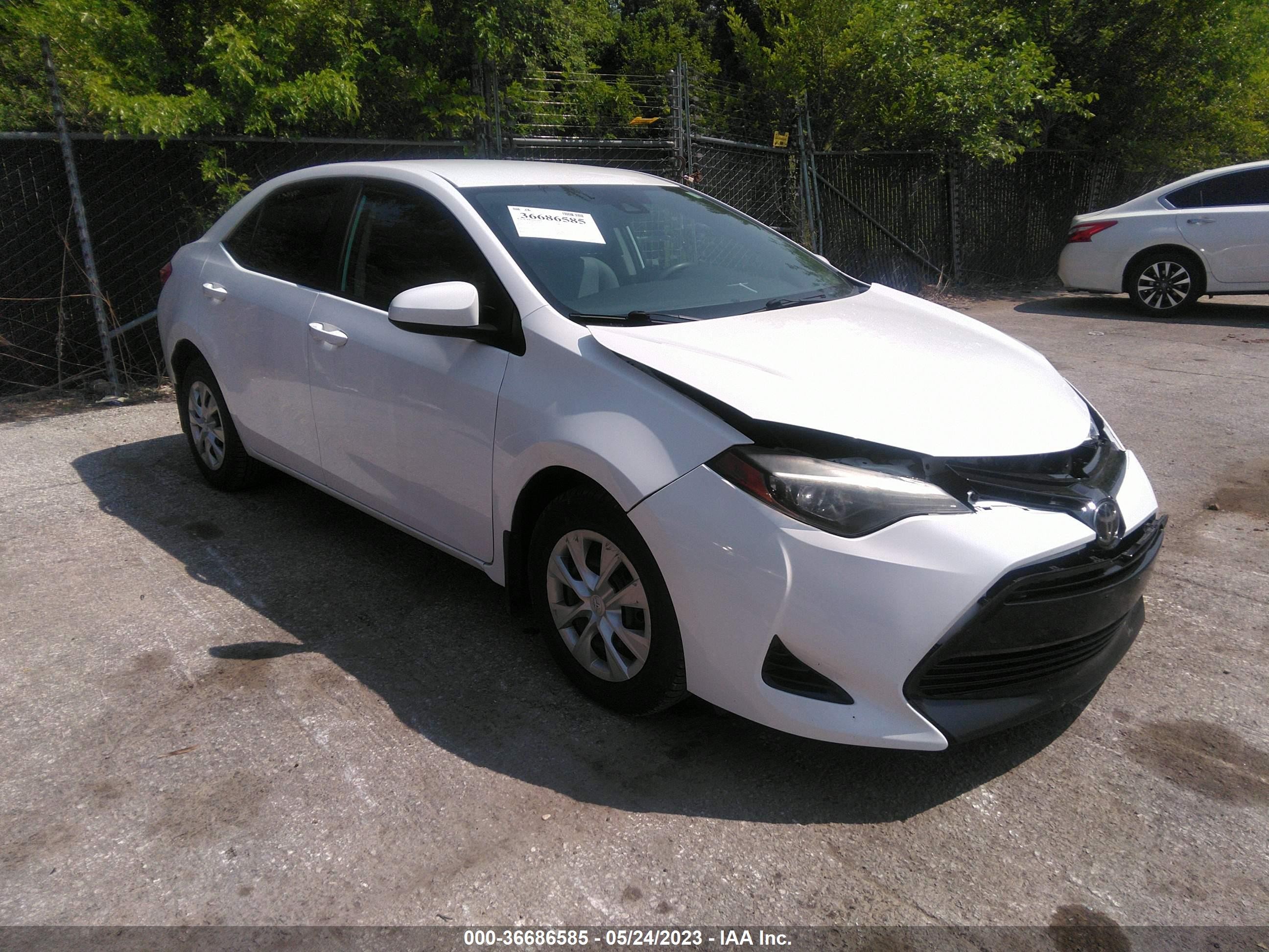 TOYOTA COROLLA 2017 2t1burhe5hc939163