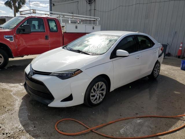 TOYOTA COROLLA L 2018 2t1burhe5jc020432