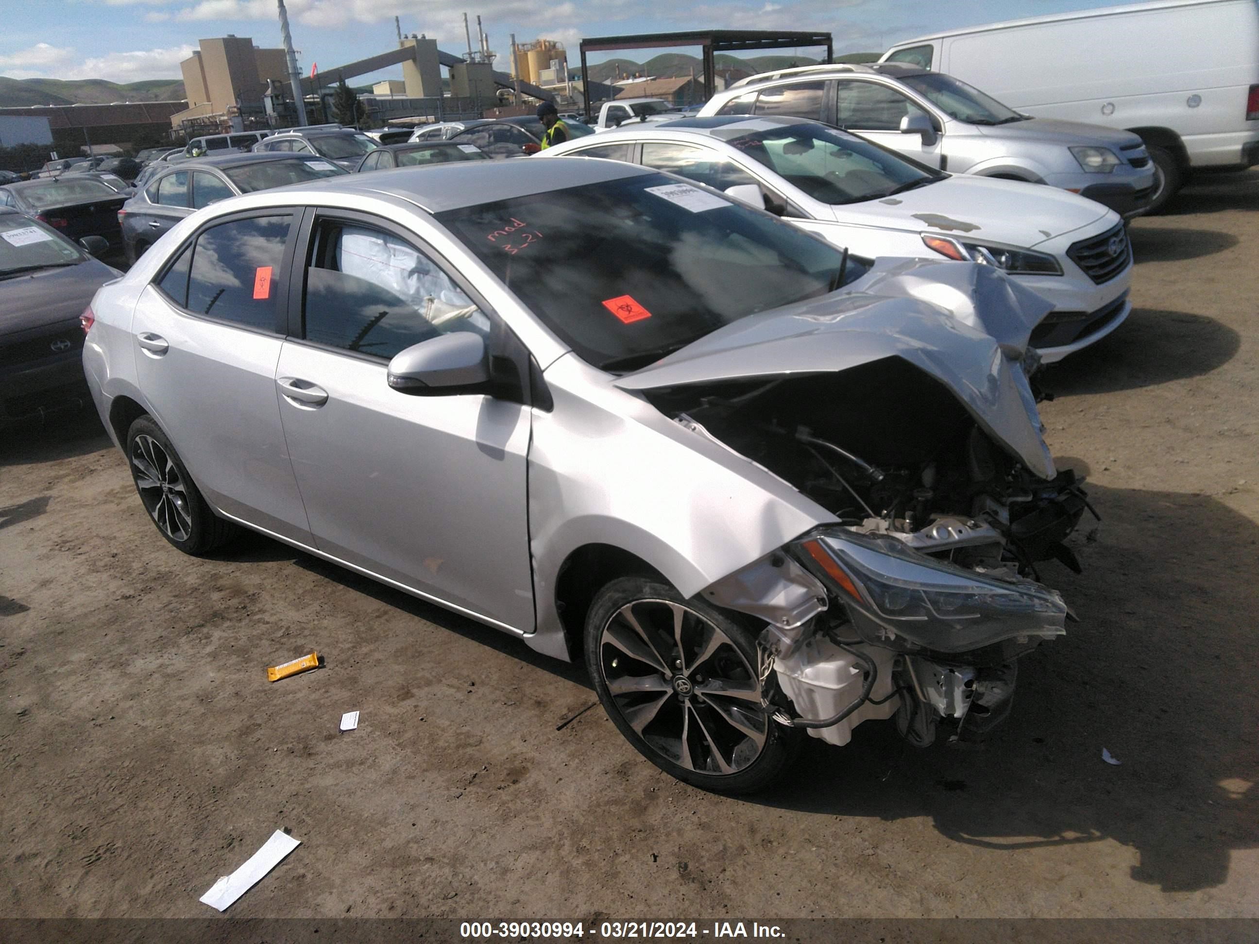 TOYOTA COROLLA 2018 2t1burhe5jc992418