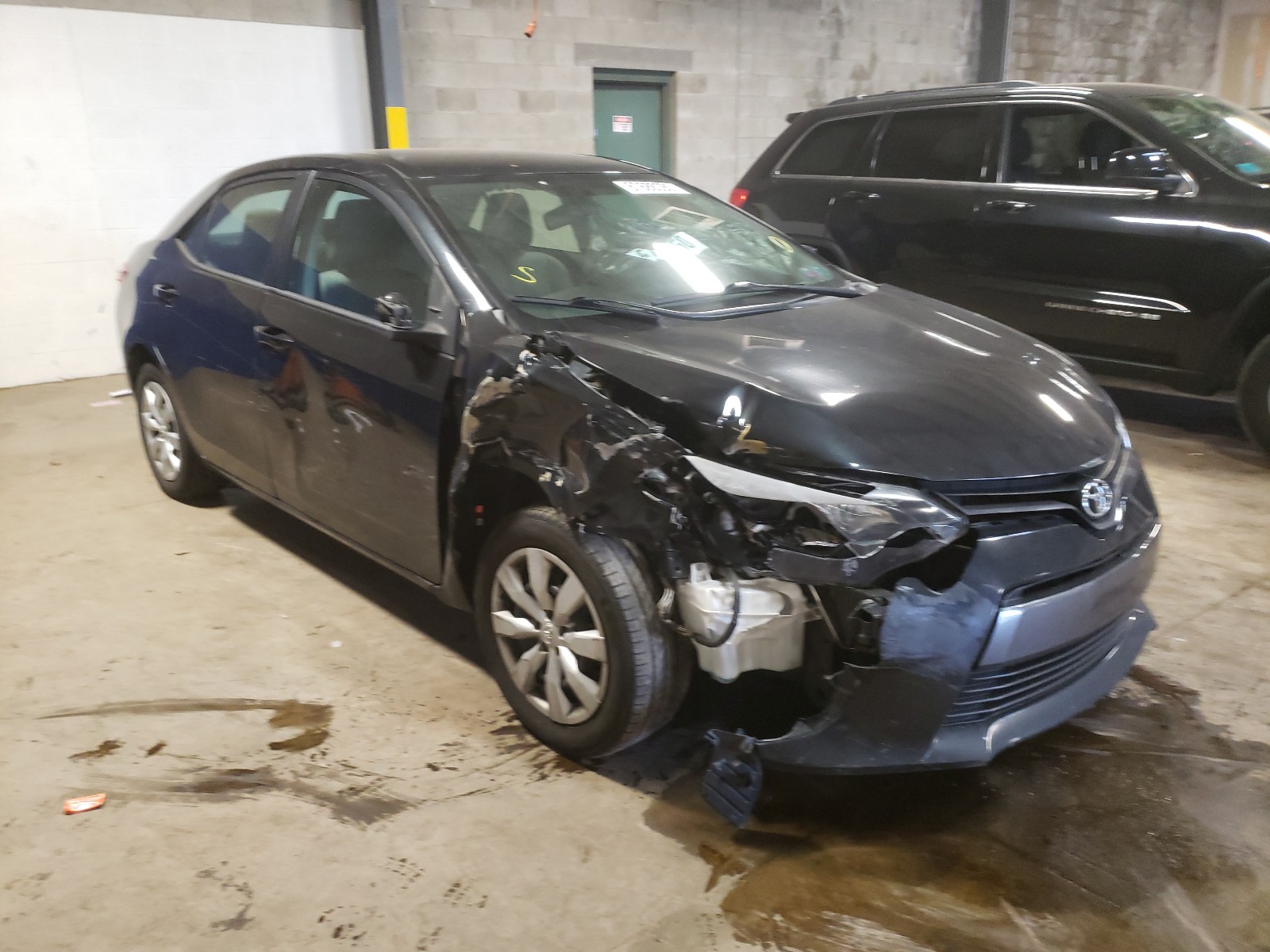 TOYOTA COROLLA 2015 2t1burhe6fc288056