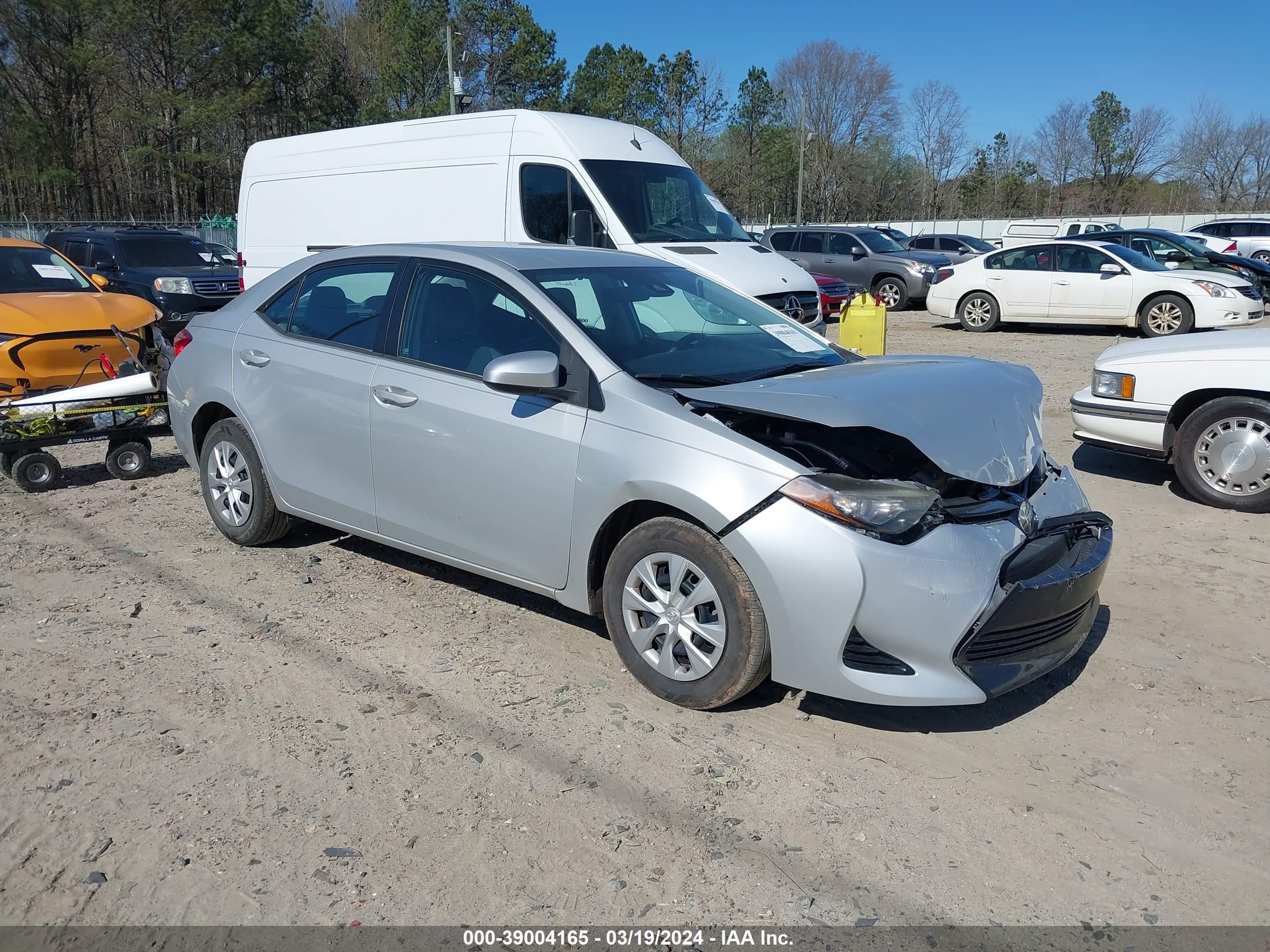 TOYOTA COROLLA 2017 2t1burhe6hc786423