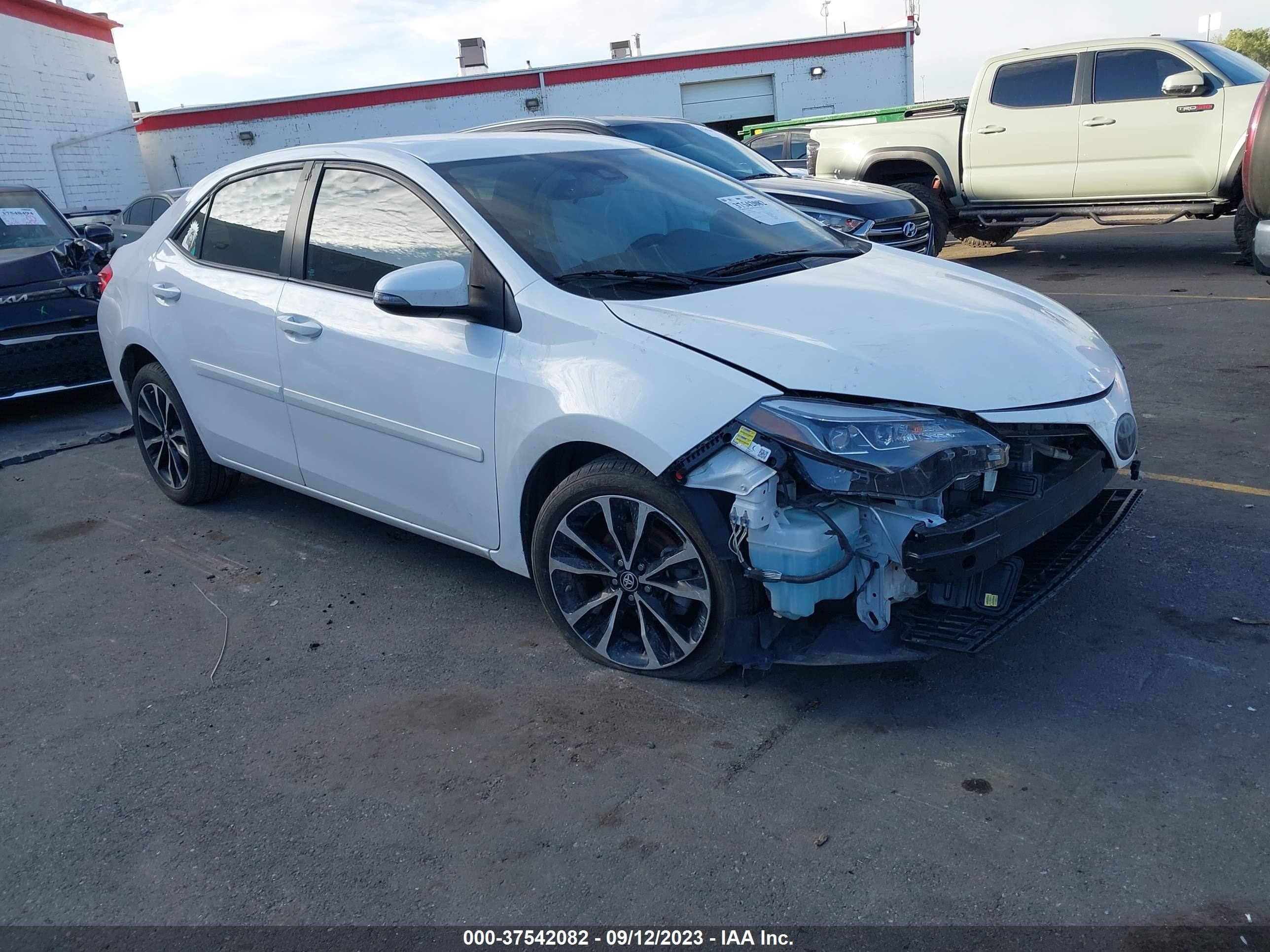 TOYOTA COROLLA 2017 2t1burhe6hc899479