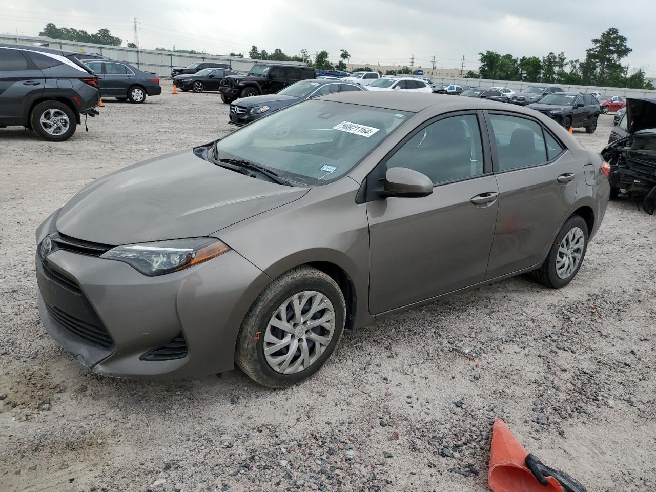 TOYOTA COROLLA 2017 2t1burhe6hc903787