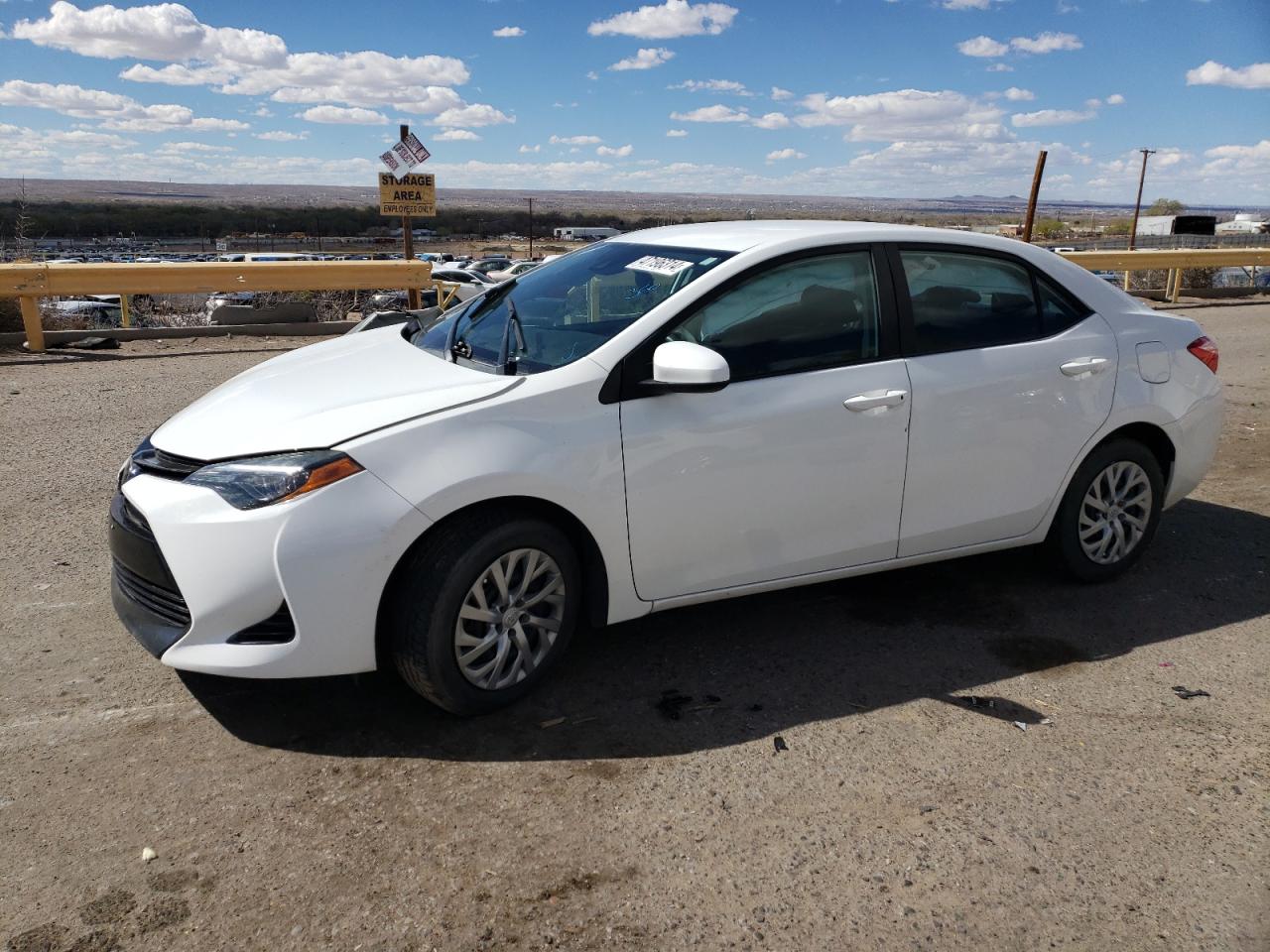 TOYOTA COROLLA 2018 2t1burhe6jc973652