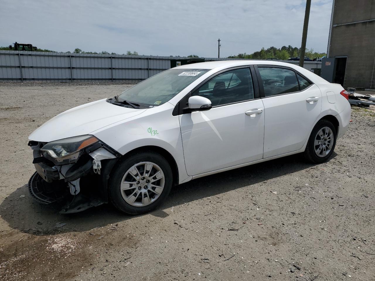 TOYOTA COROLLA 2015 2t1burhe7fc439518