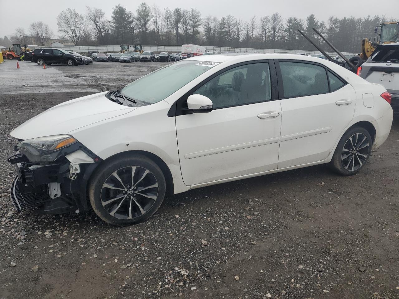 TOYOTA COROLLA 2017 2t1burhe7hc755939