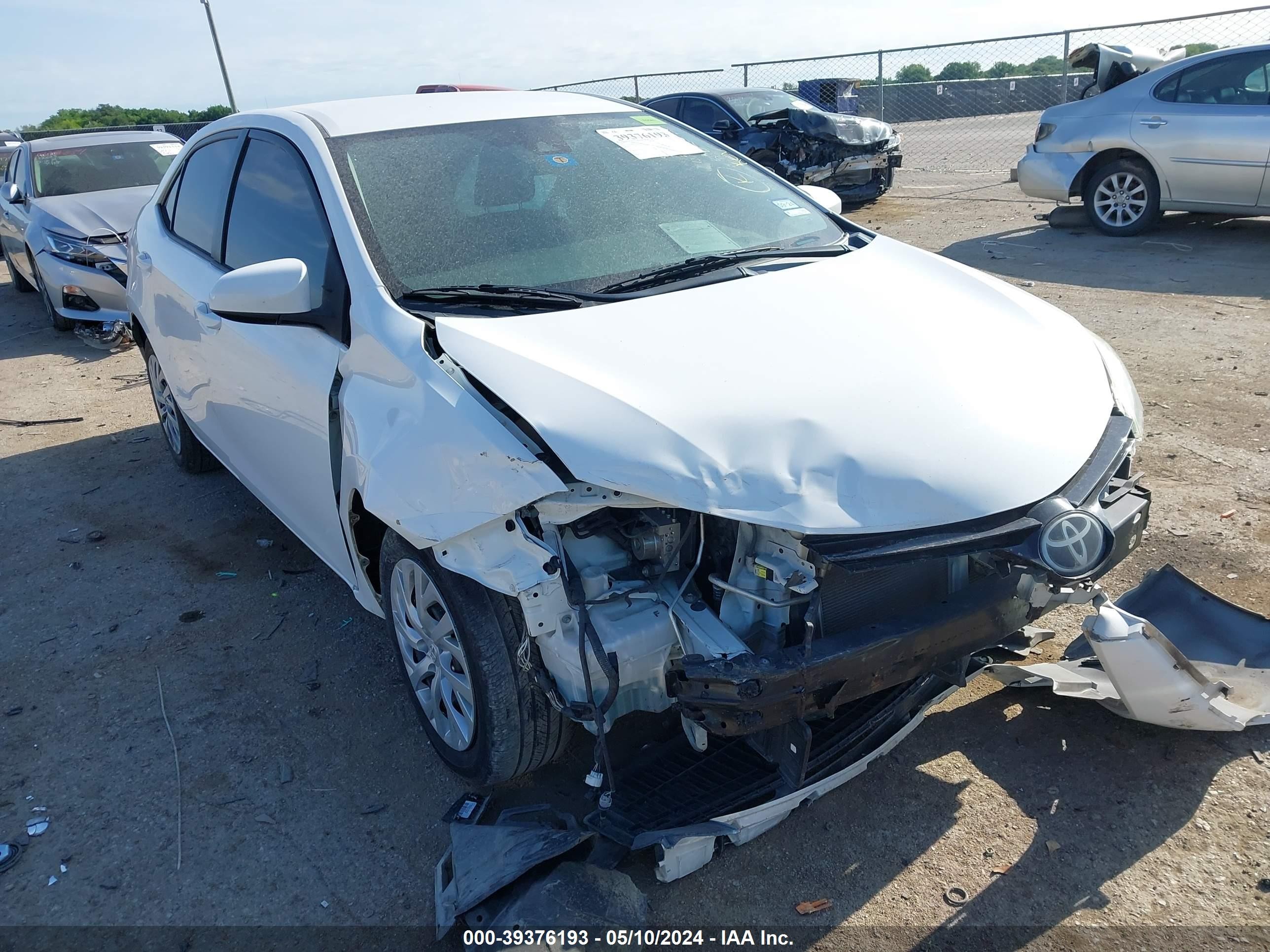 TOYOTA COROLLA 2017 2t1burhe7hc795079