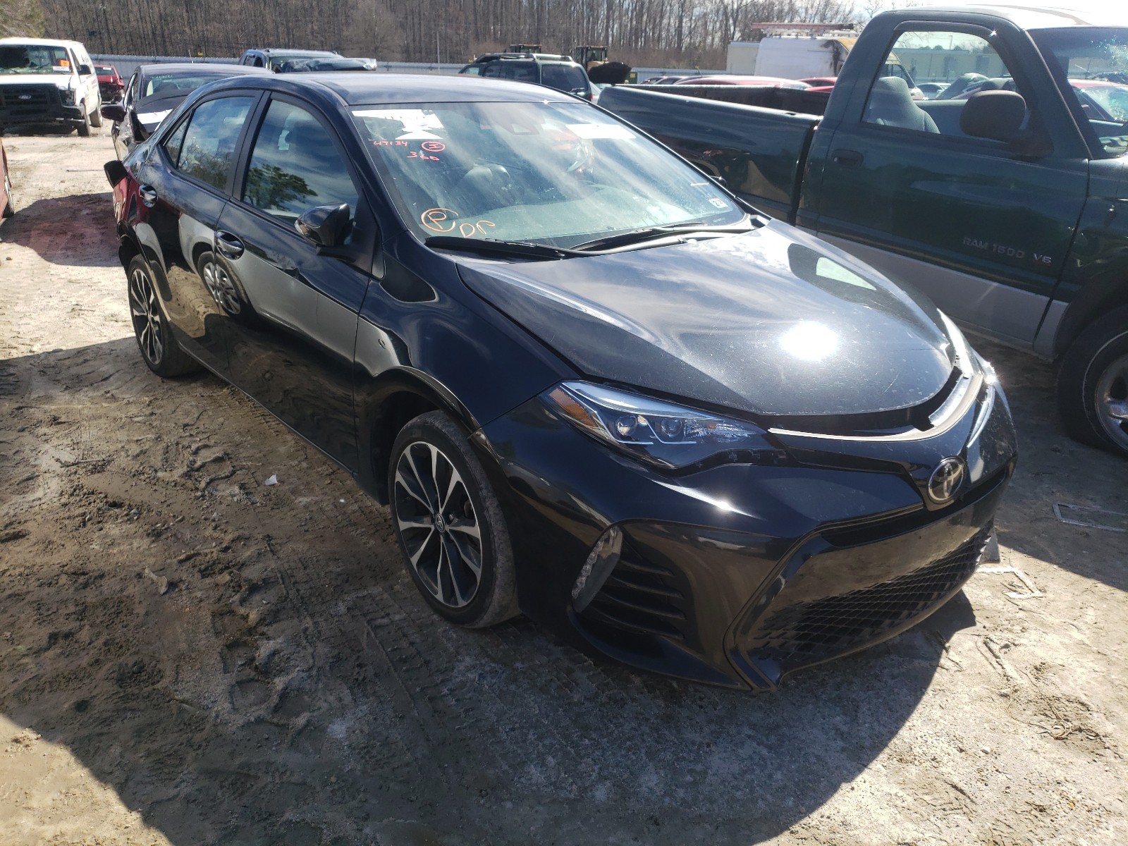 TOYOTA COROLLA 2017 2t1burhe7hc807036