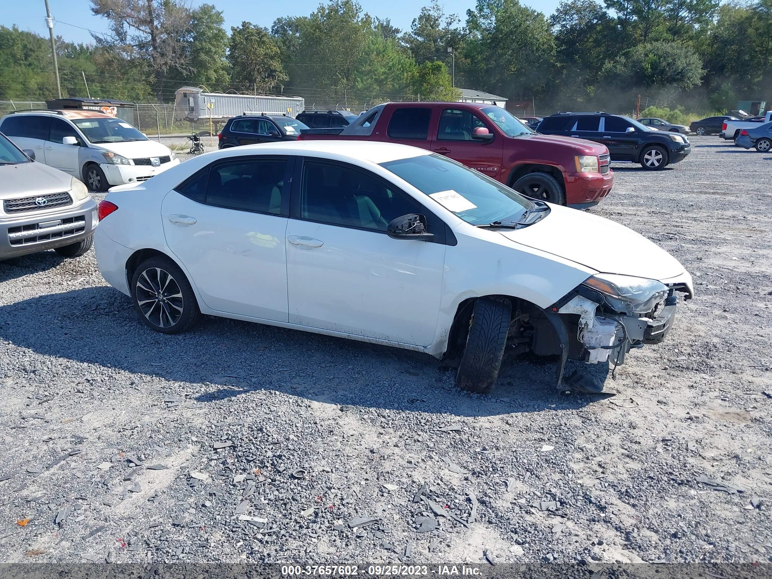 TOYOTA COROLLA 2017 2t1burhe7hc857628