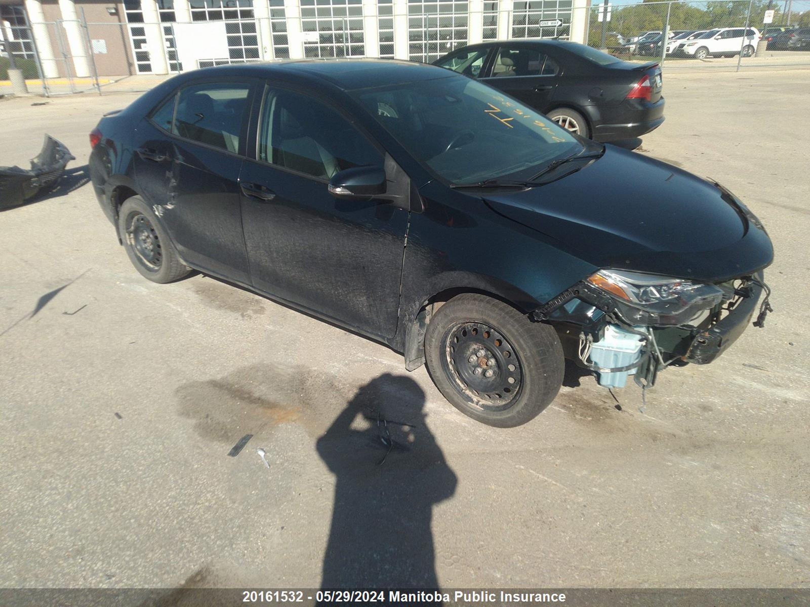 TOYOTA COROLLA 2017 2t1burhe7hc894257