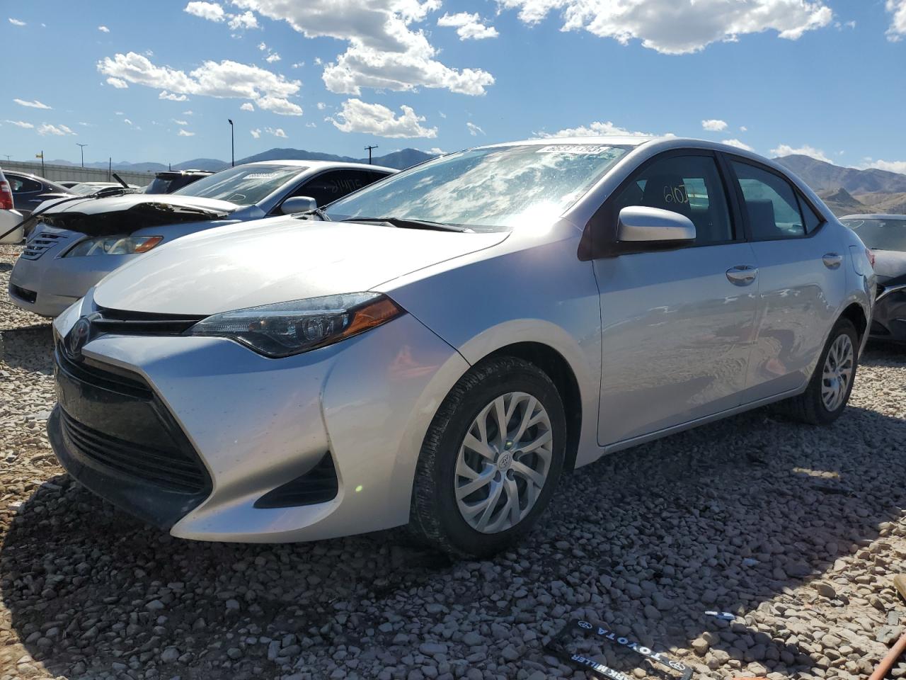 TOYOTA COROLLA 2019 2t1burhe7kc234095