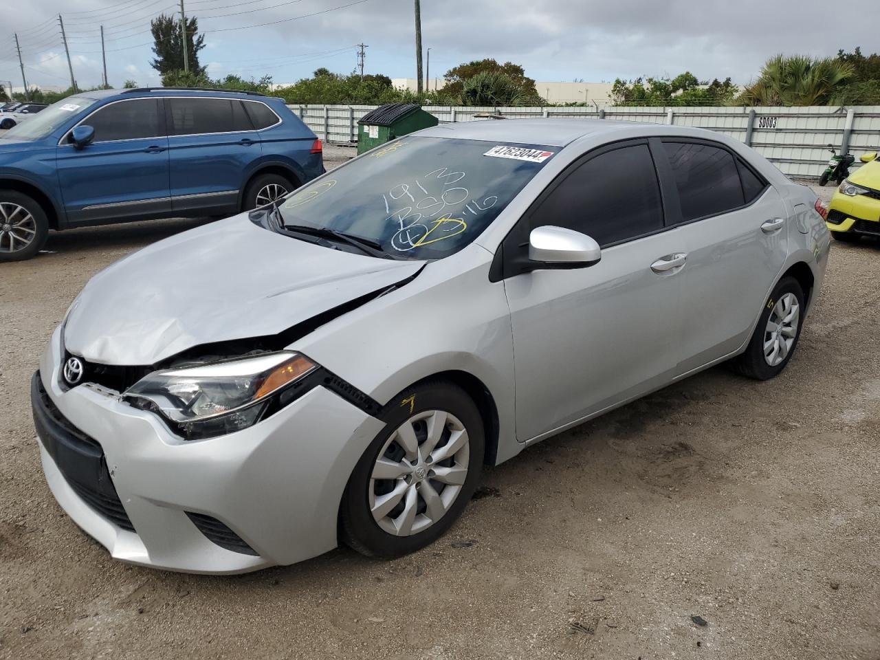 TOYOTA COROLLA 2014 2t1burhe8ec041913