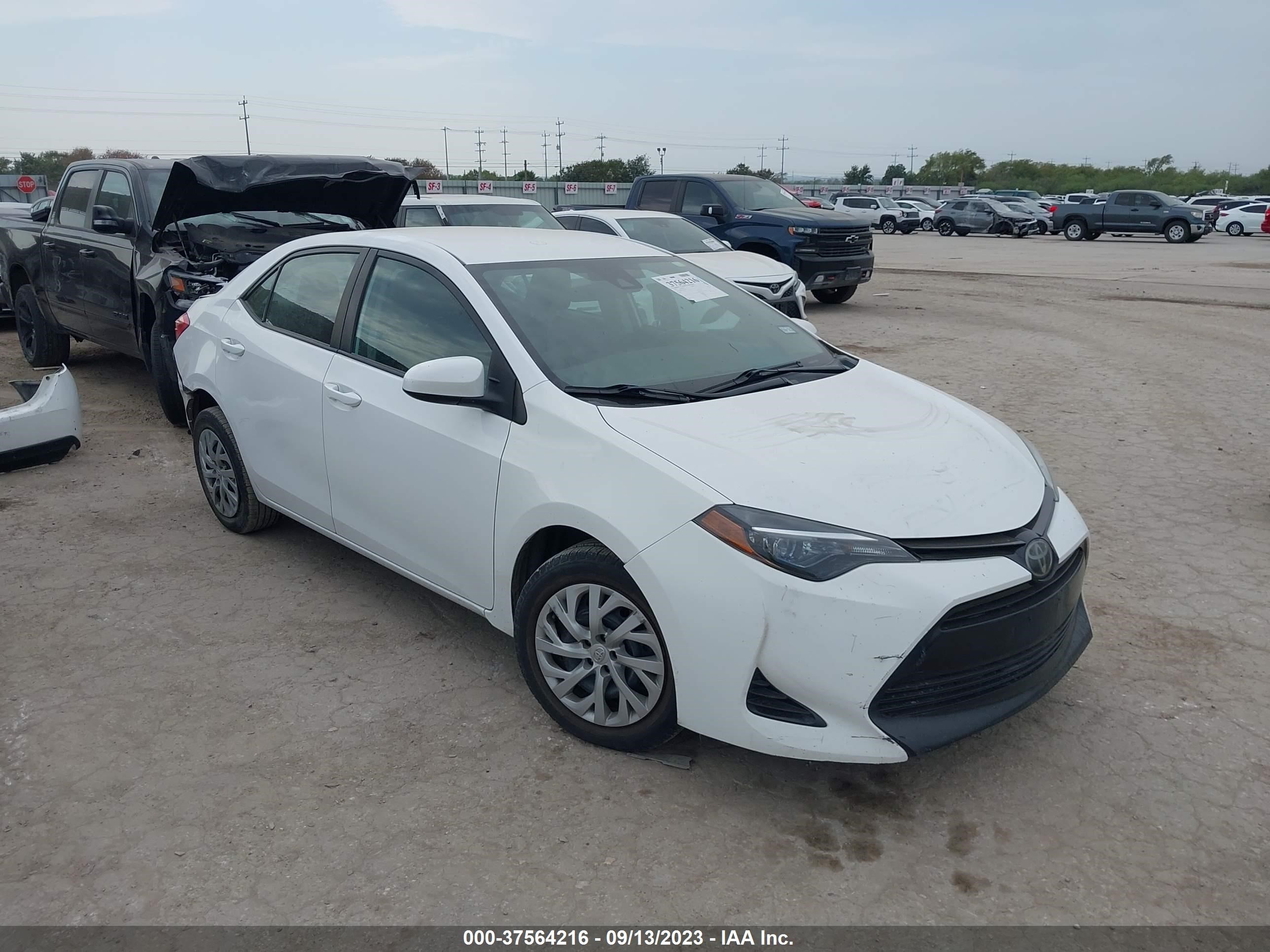 TOYOTA COROLLA 2018 2t1burhe8jc054445