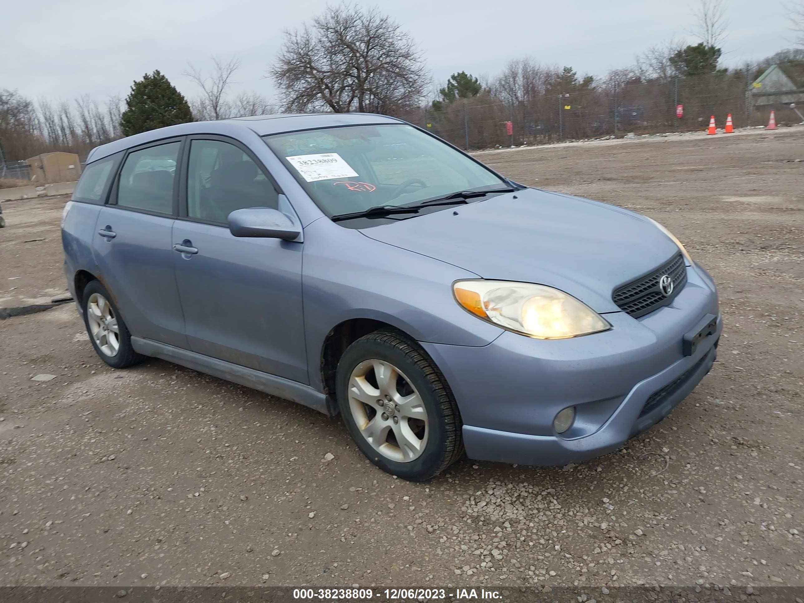 TOYOTA MATRIX 2005 2t1kr30e65c377666