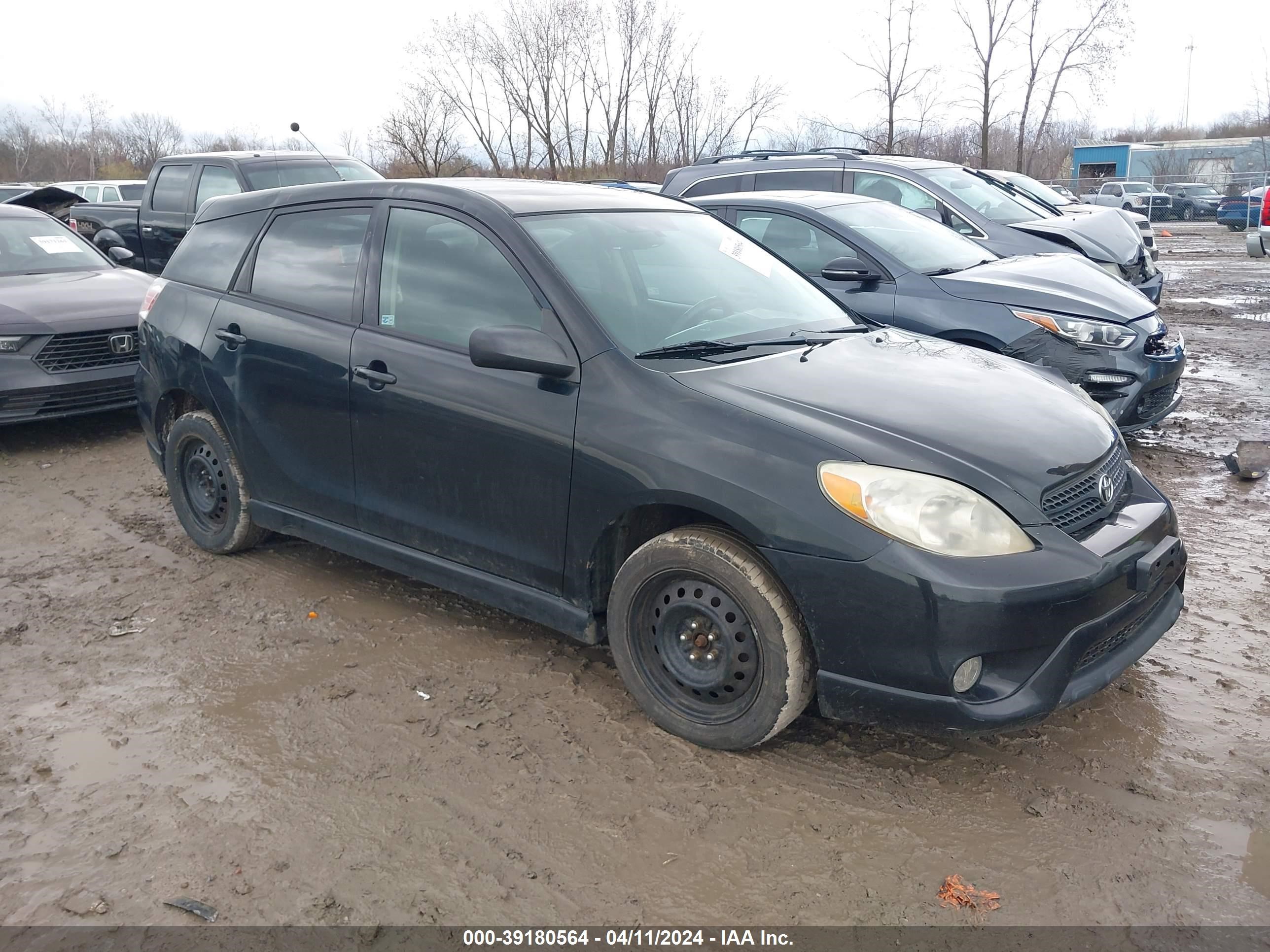 TOYOTA MATRIX 2005 2t1kr32e05c475623