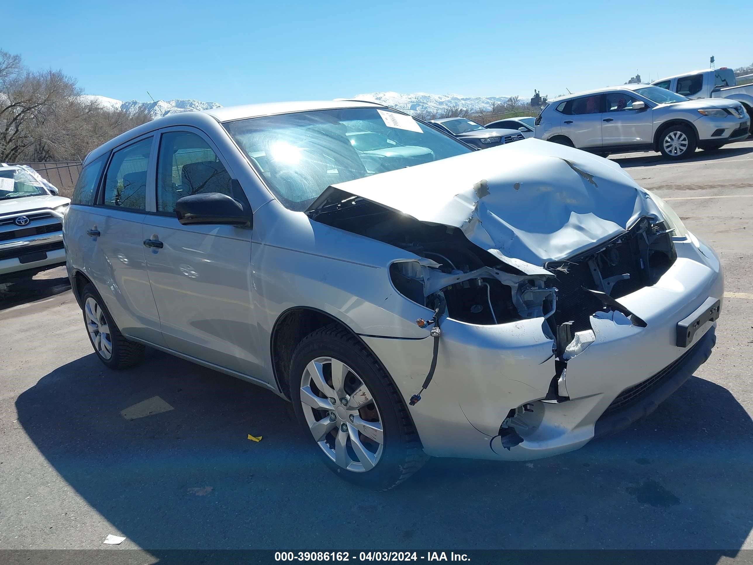 TOYOTA MATRIX 2005 2t1kr32e05c553026