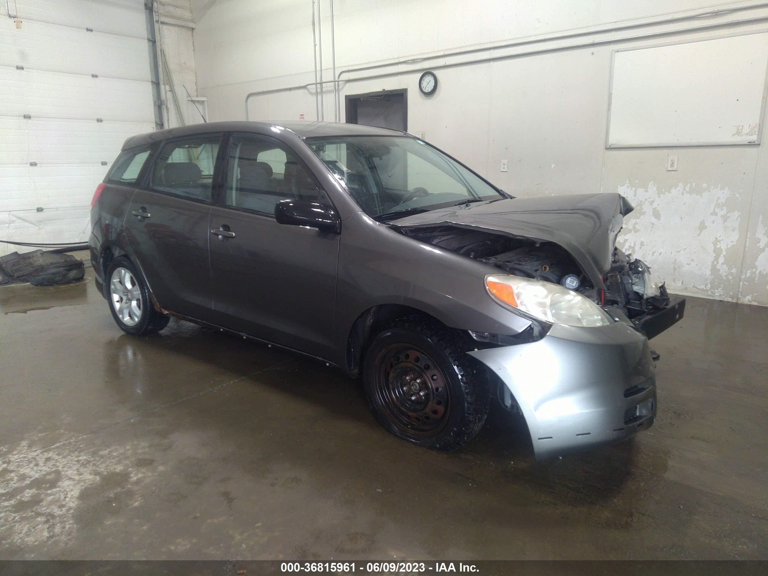 TOYOTA MATRIX 2004 2t1kr32e14c189875