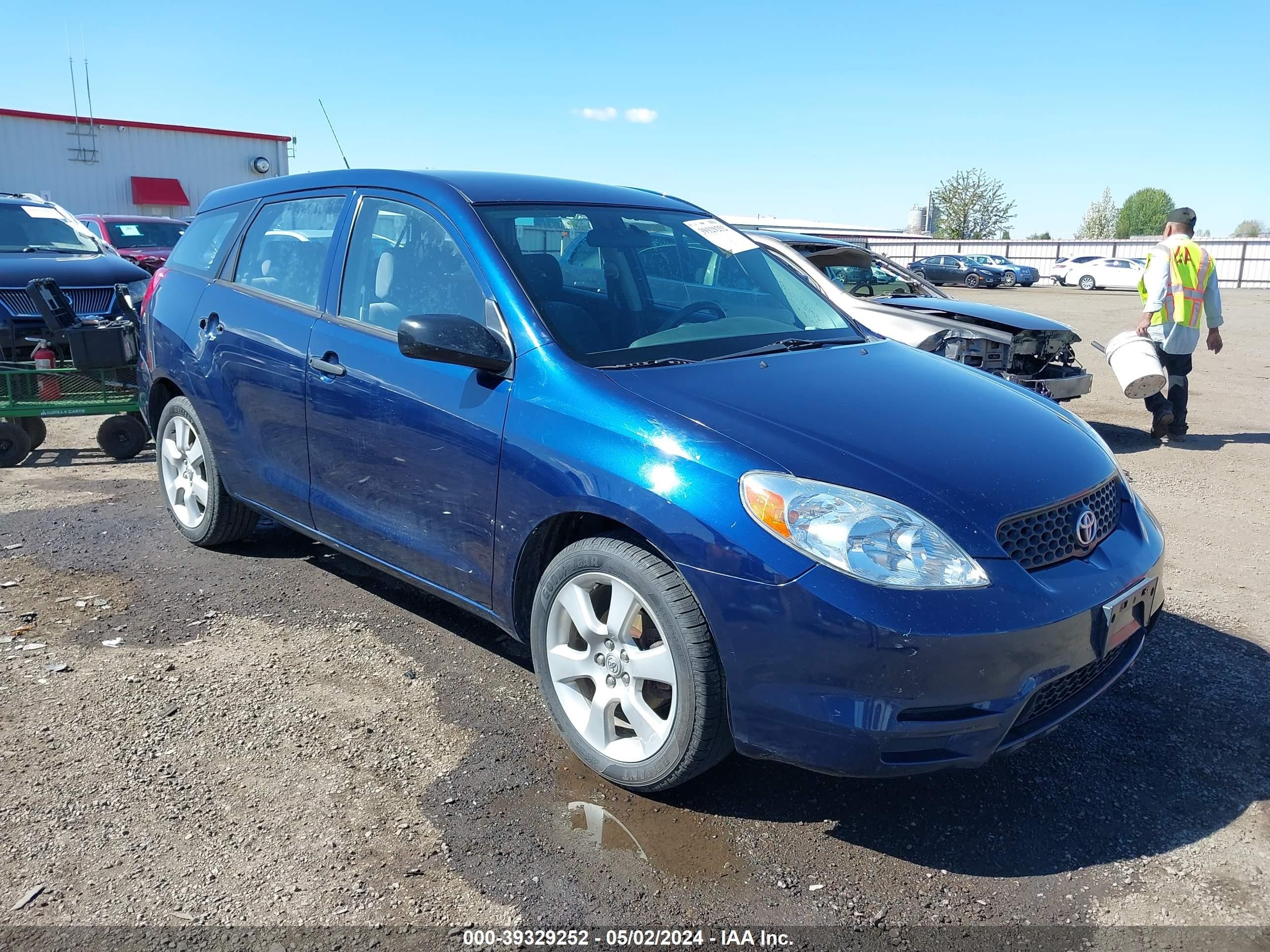 TOYOTA MATRIX 2004 2t1kr32e14c294884