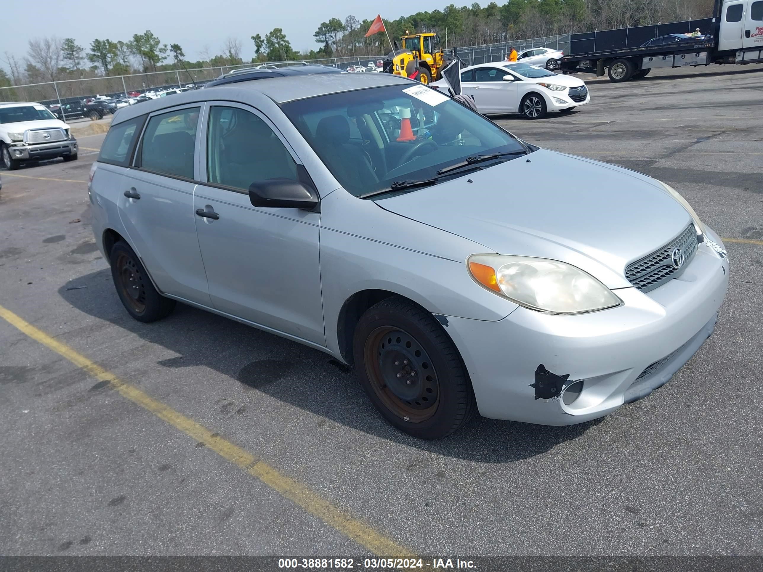 TOYOTA MATRIX 2005 2t1kr32e15c460631