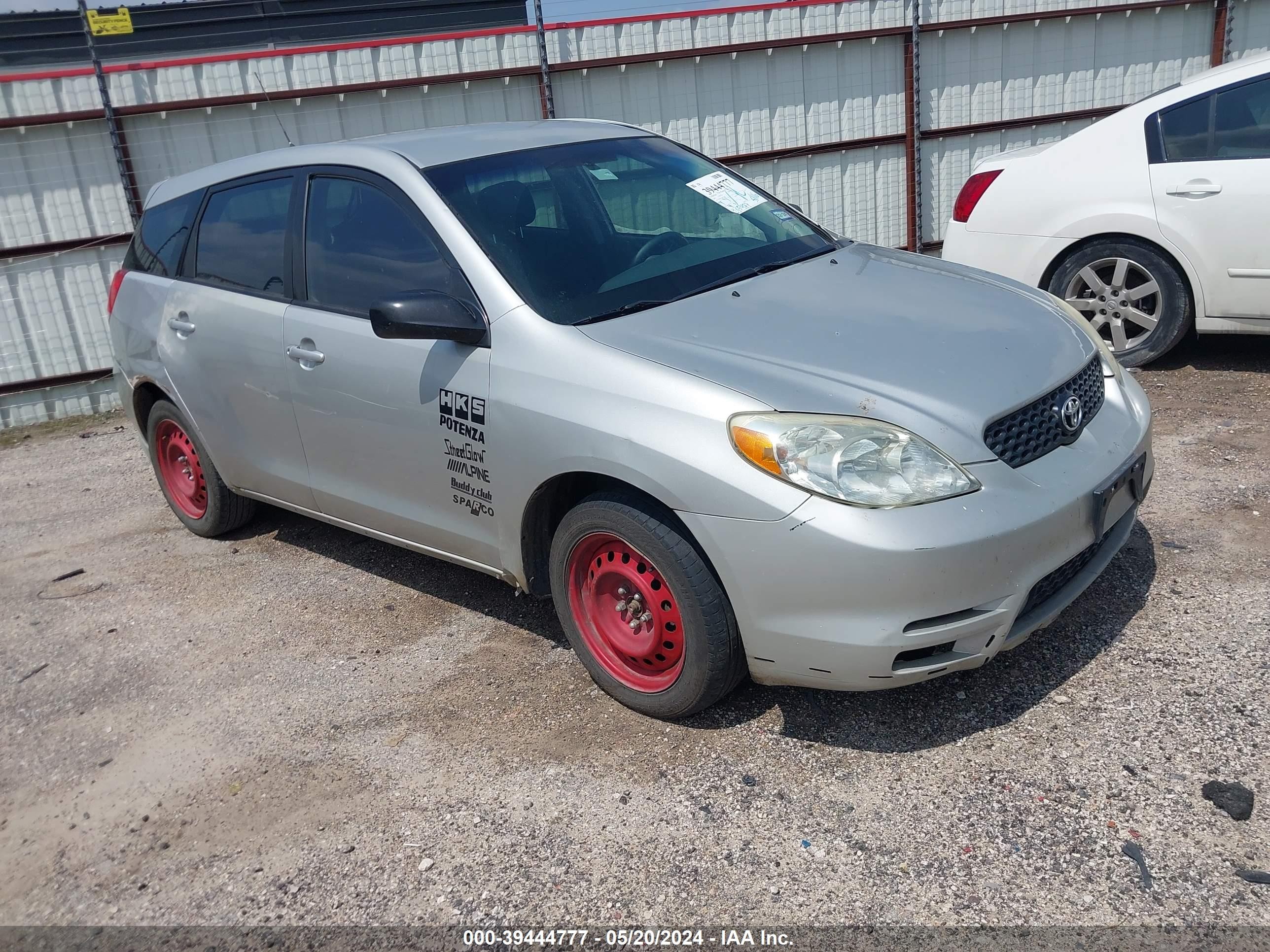 TOYOTA MATRIX 2004 2t1kr32e24c167268