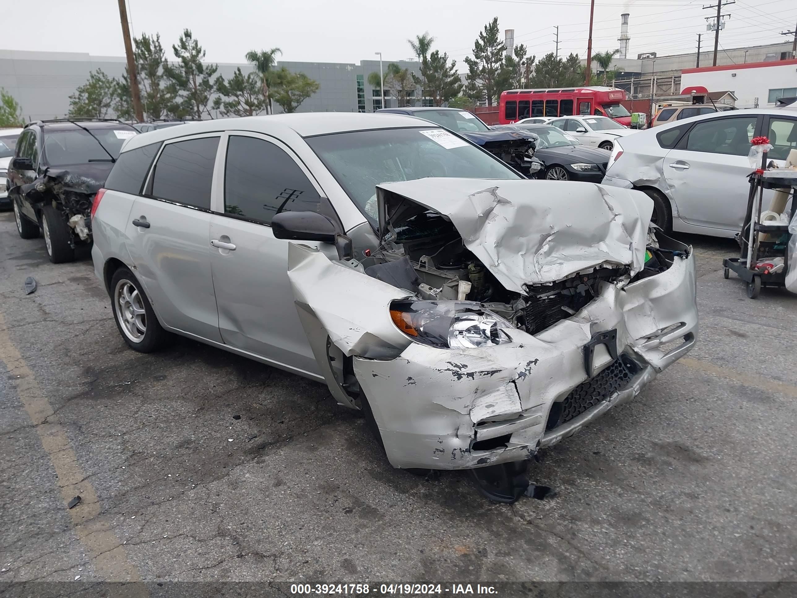 TOYOTA MATRIX 2004 2t1kr32e24c170266