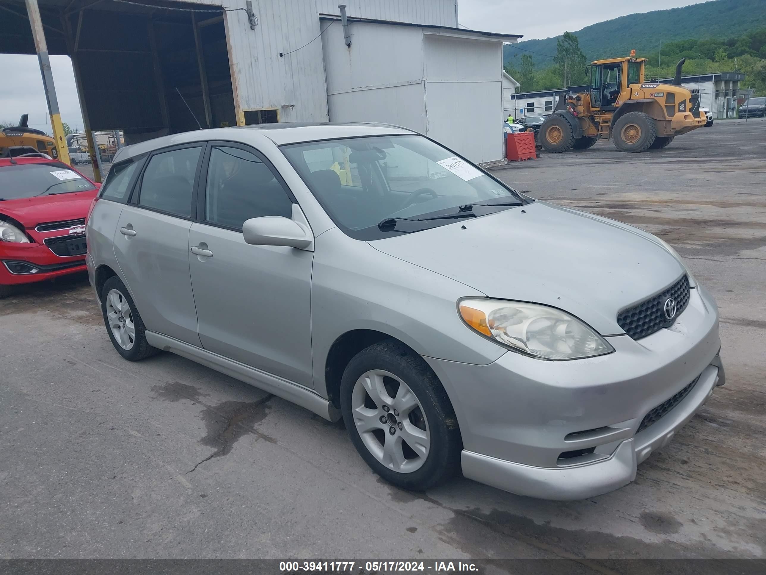 TOYOTA MATRIX 2003 2t1kr32e33c018074