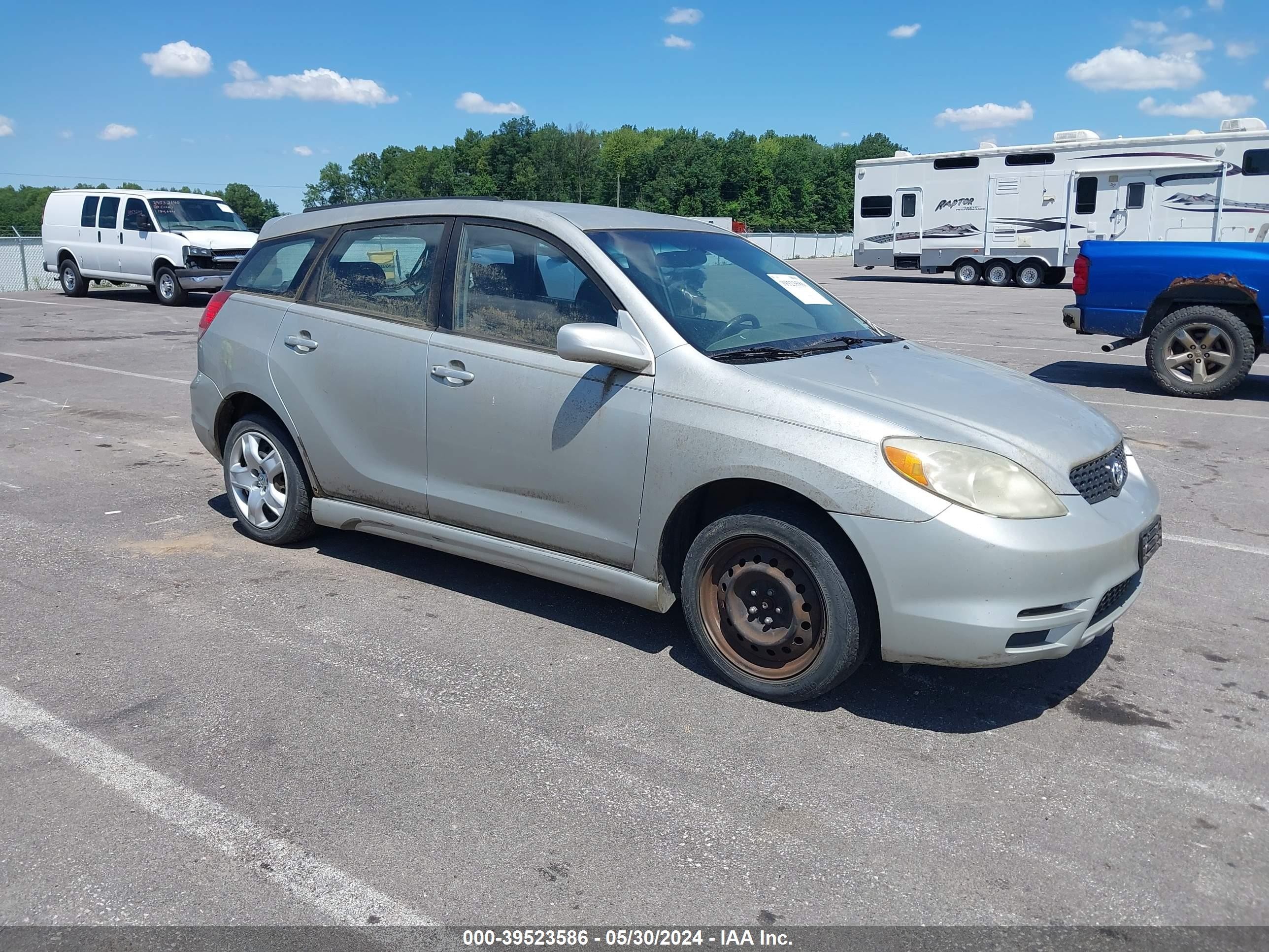 TOYOTA MATRIX 2003 2t1kr32e33c045100