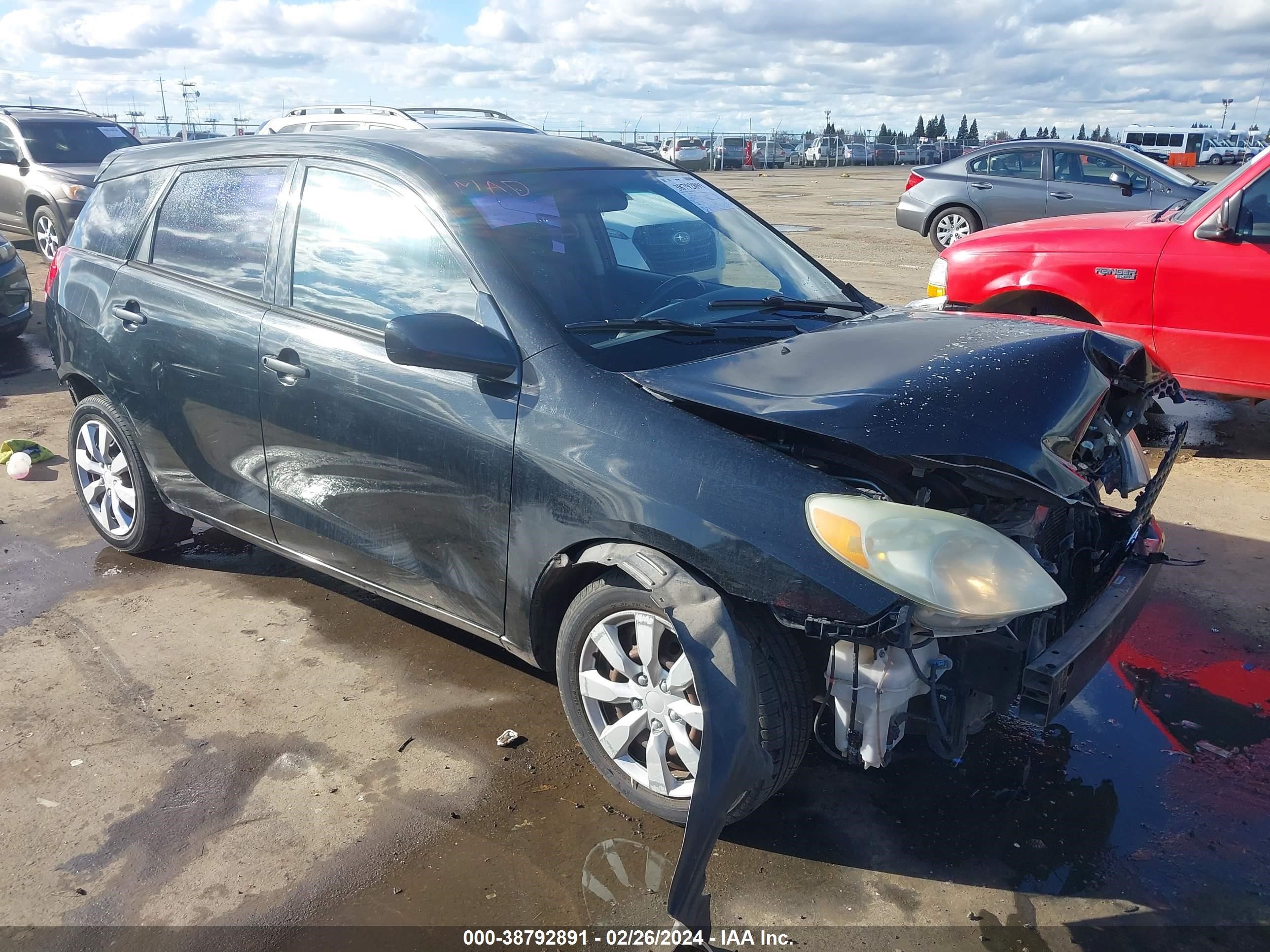 TOYOTA MATRIX 2004 2t1kr32e34c275060