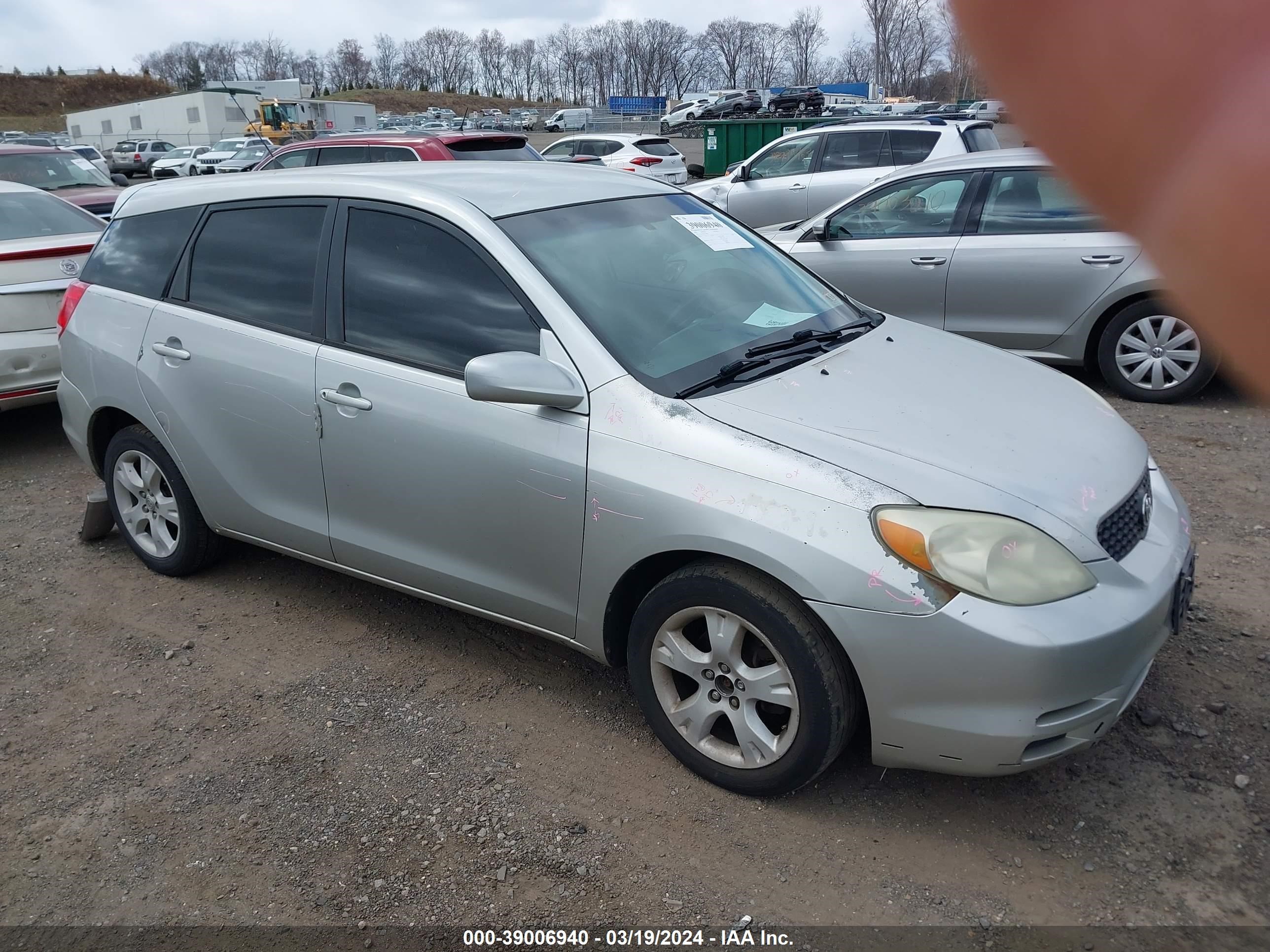 TOYOTA MATRIX 2004 2t1kr32e44c310298