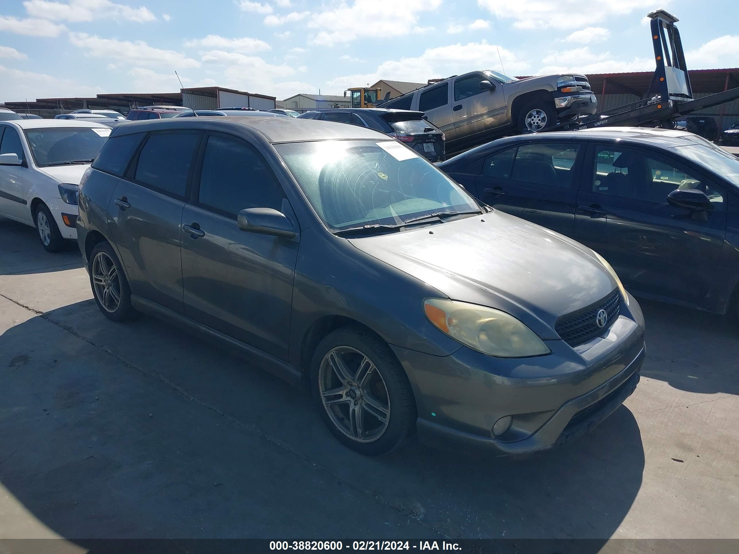 TOYOTA MATRIX 2005 2t1kr32e45c553255