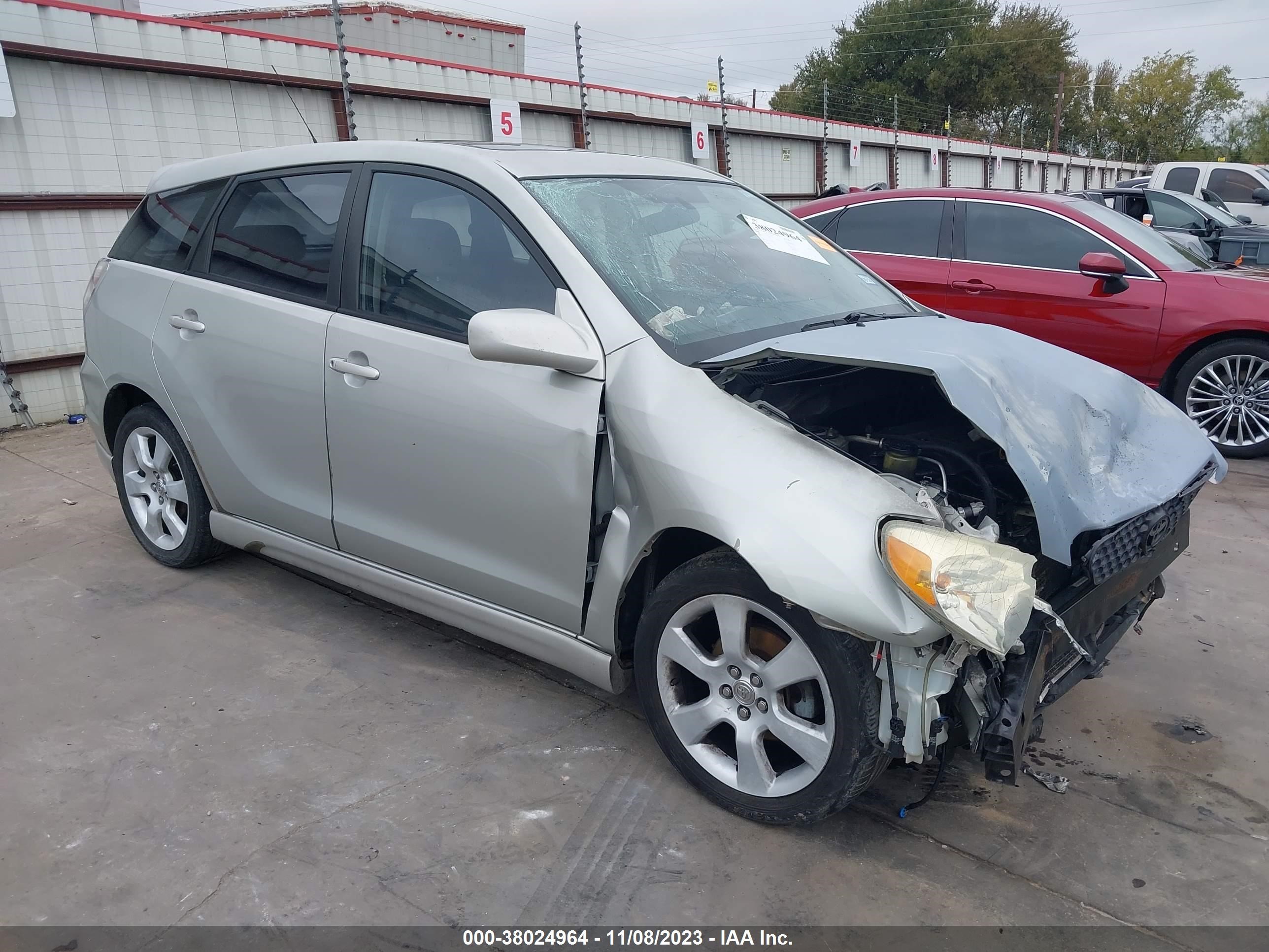 TOYOTA MATRIX 2003 2t1kr32e53c052937