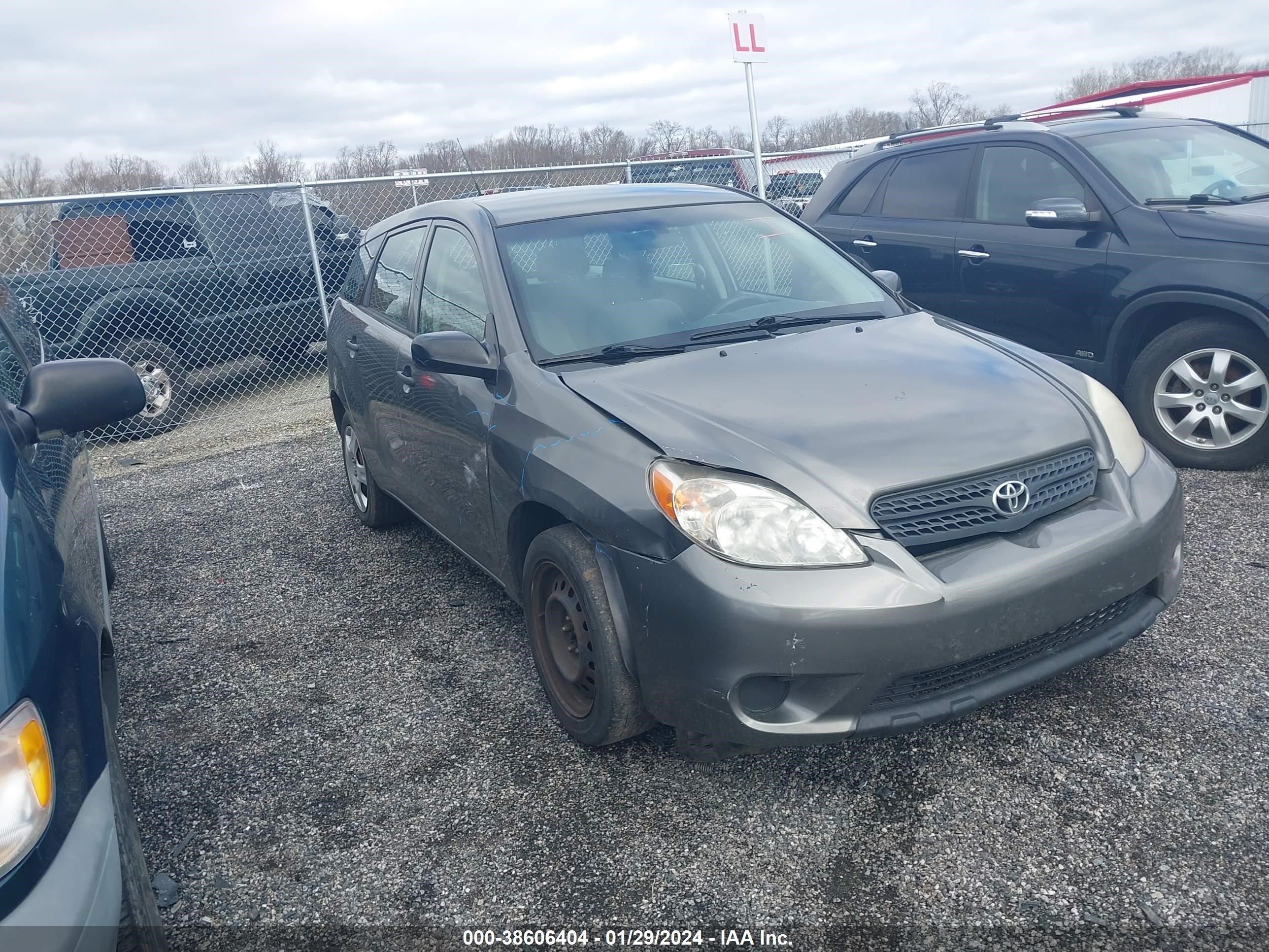 TOYOTA MATRIX 2007 2t1kr32e57c675450