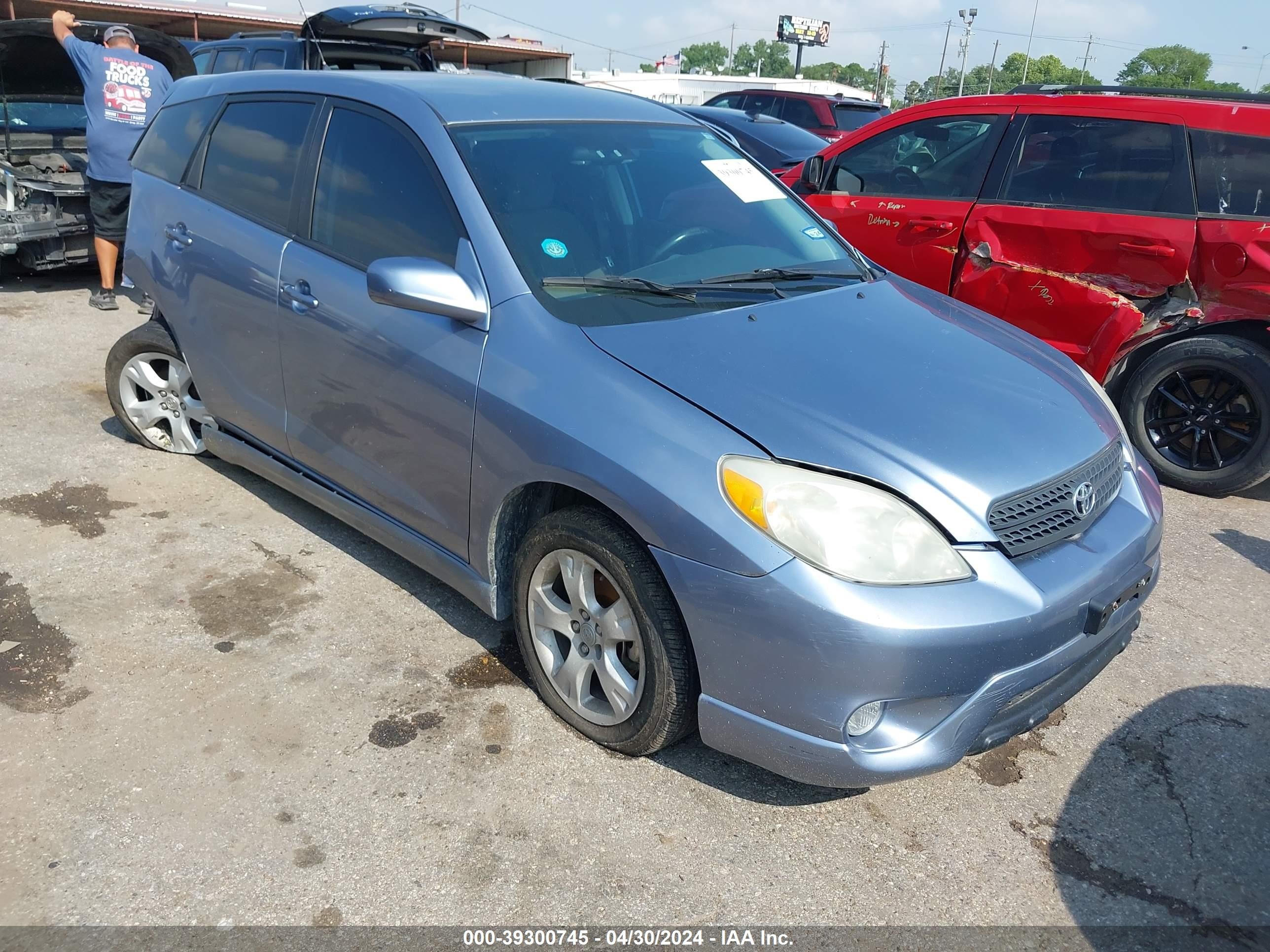 TOYOTA MATRIX 2007 2t1kr32e67c667339