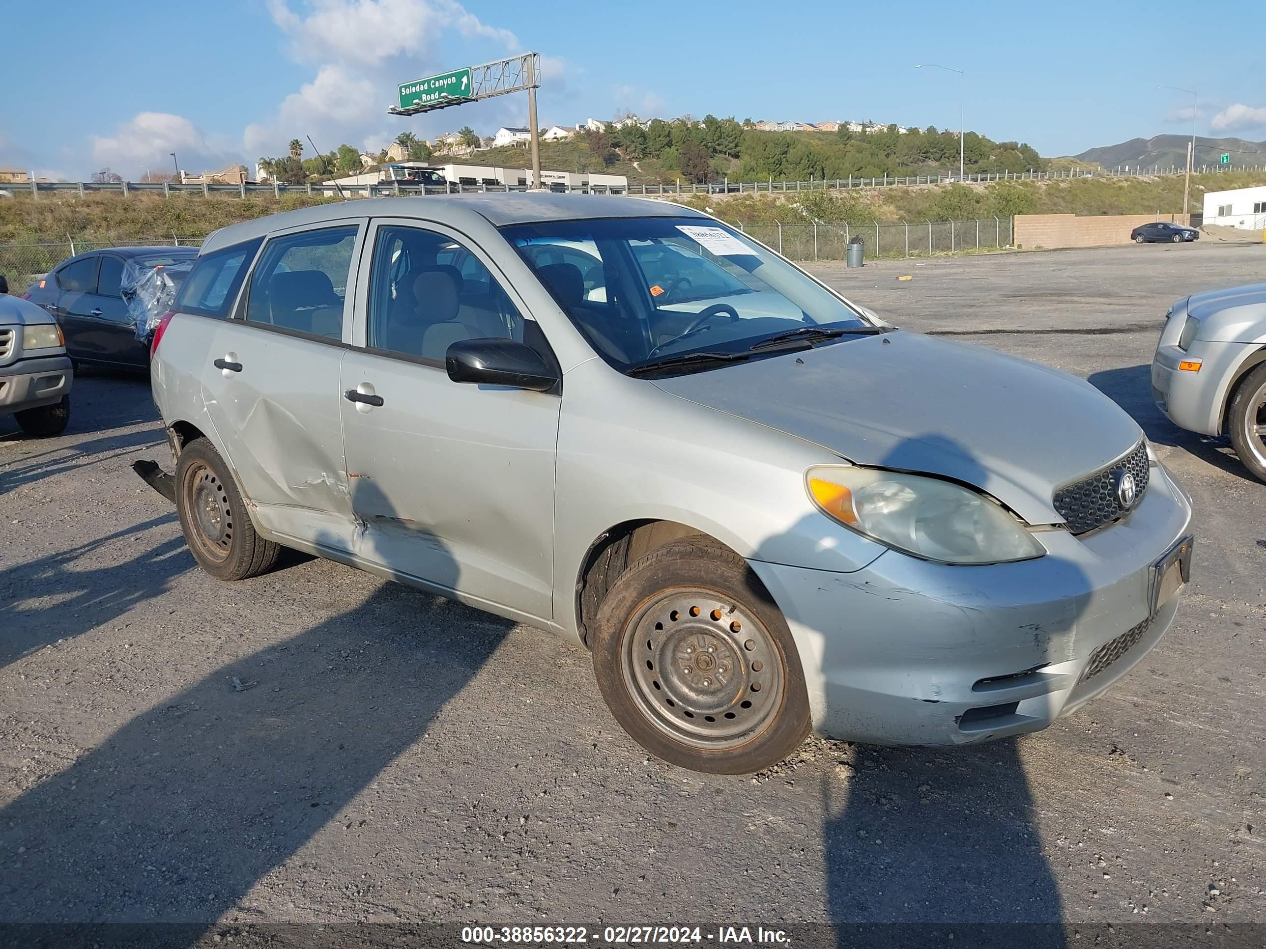 TOYOTA MATRIX 2003 2t1kr32e73c071215