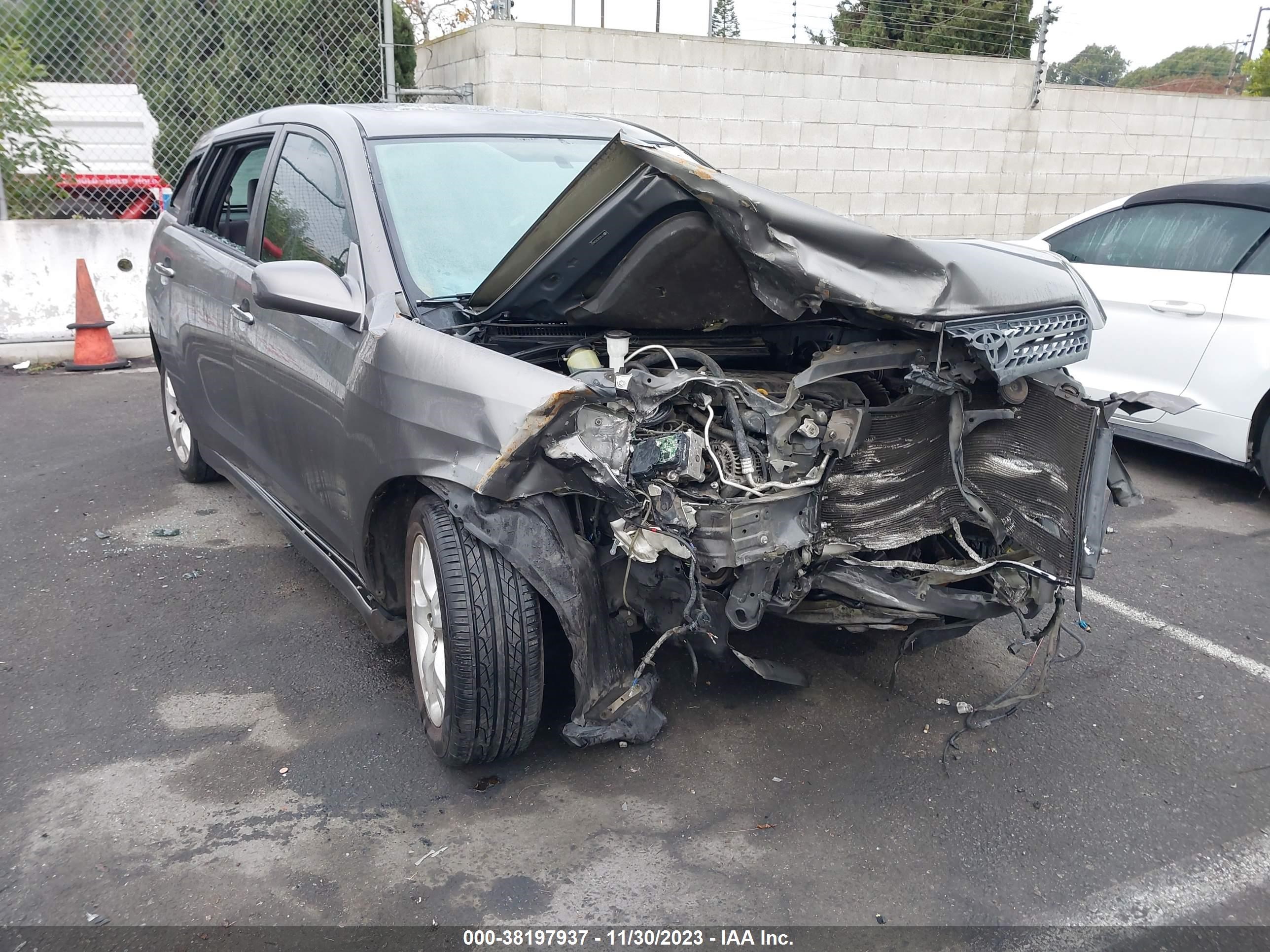 TOYOTA MATRIX 2006 2t1kr32e76c584761