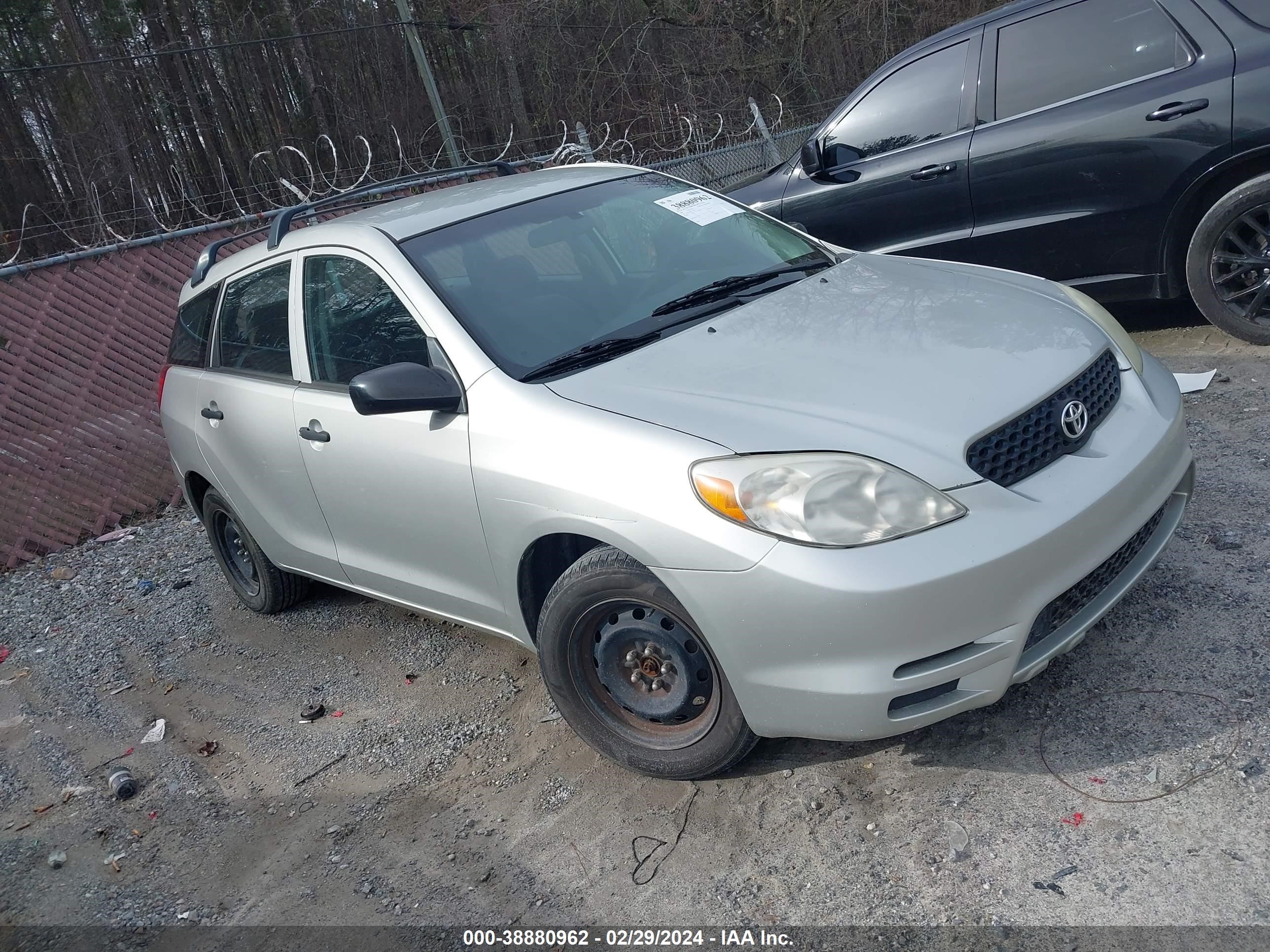 TOYOTA MATRIX 2003 2t1kr32e83c117053