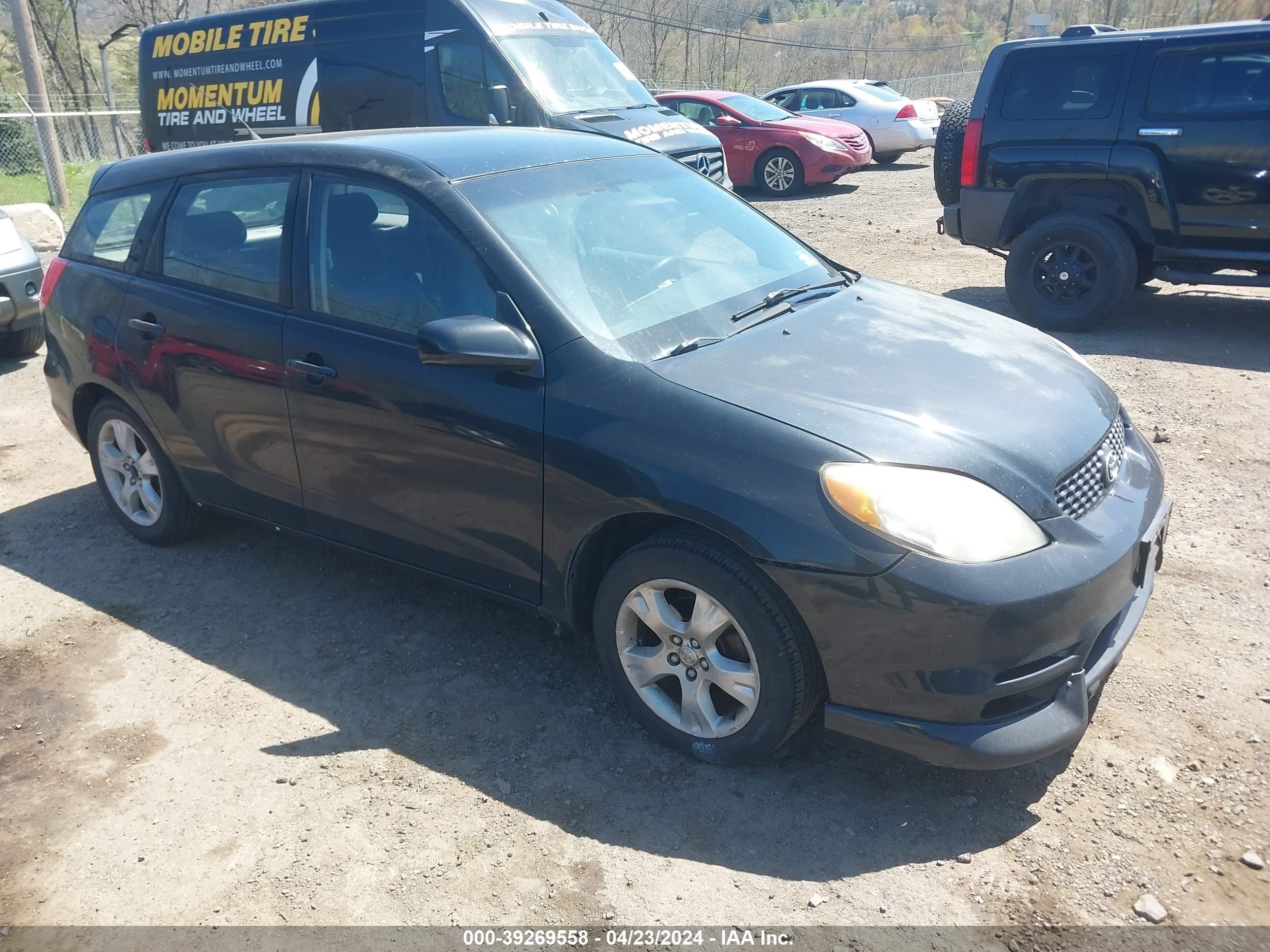 TOYOTA MATRIX 2004 2t1kr32e84c253426