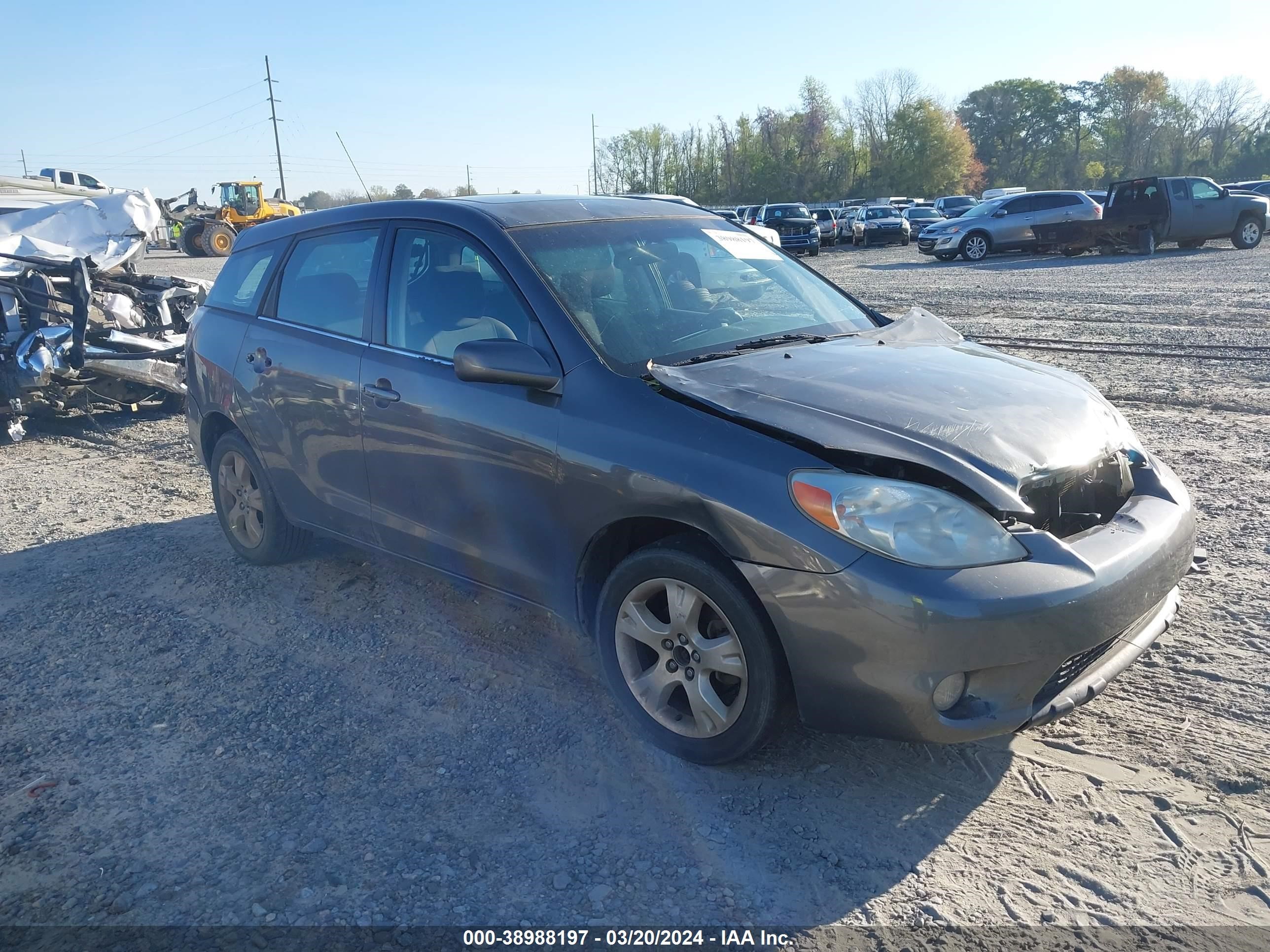 TOYOTA MATRIX 2005 2t1kr32e85c425388