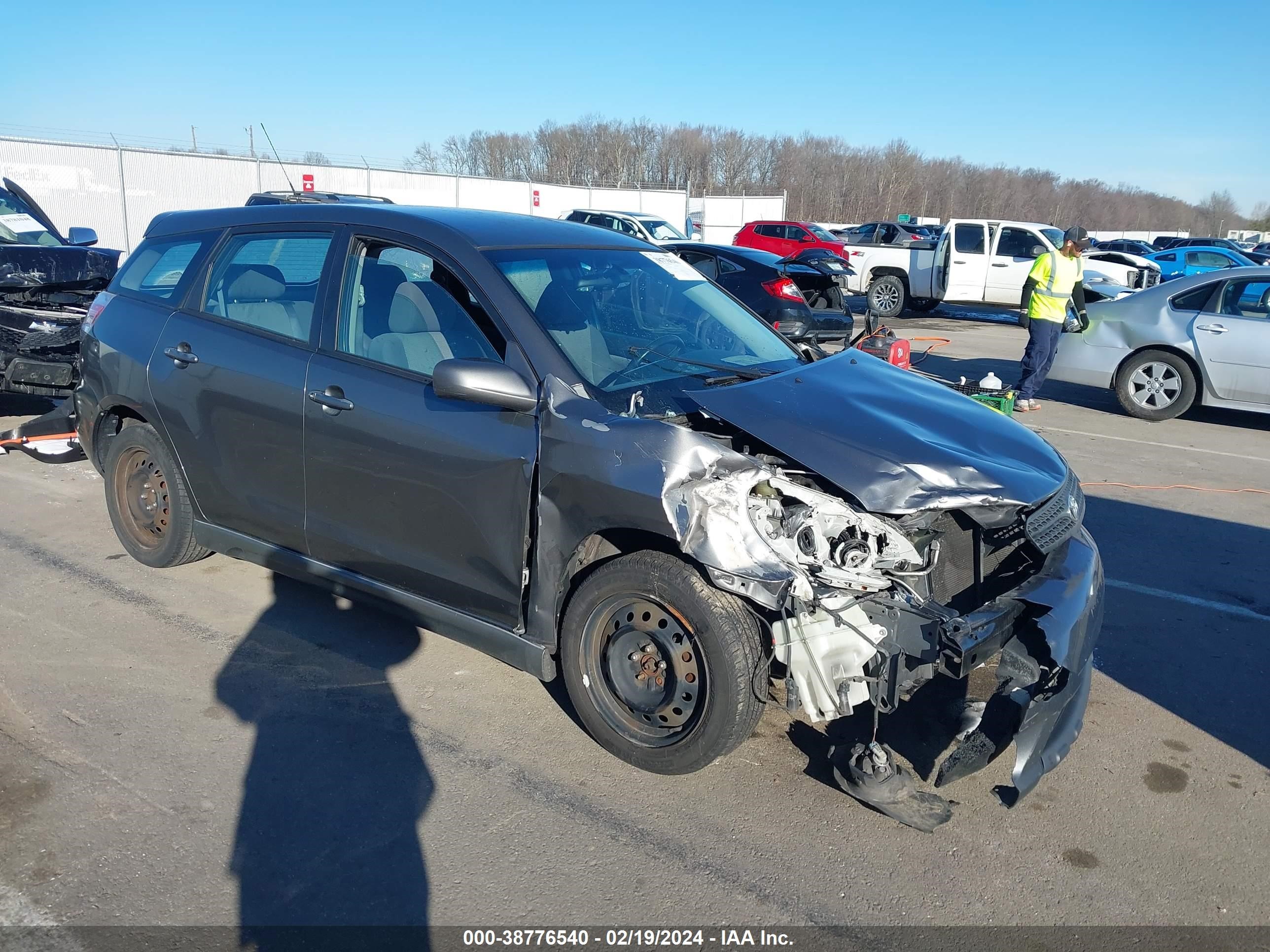 TOYOTA MATRIX 2006 2t1kr32e86c574305