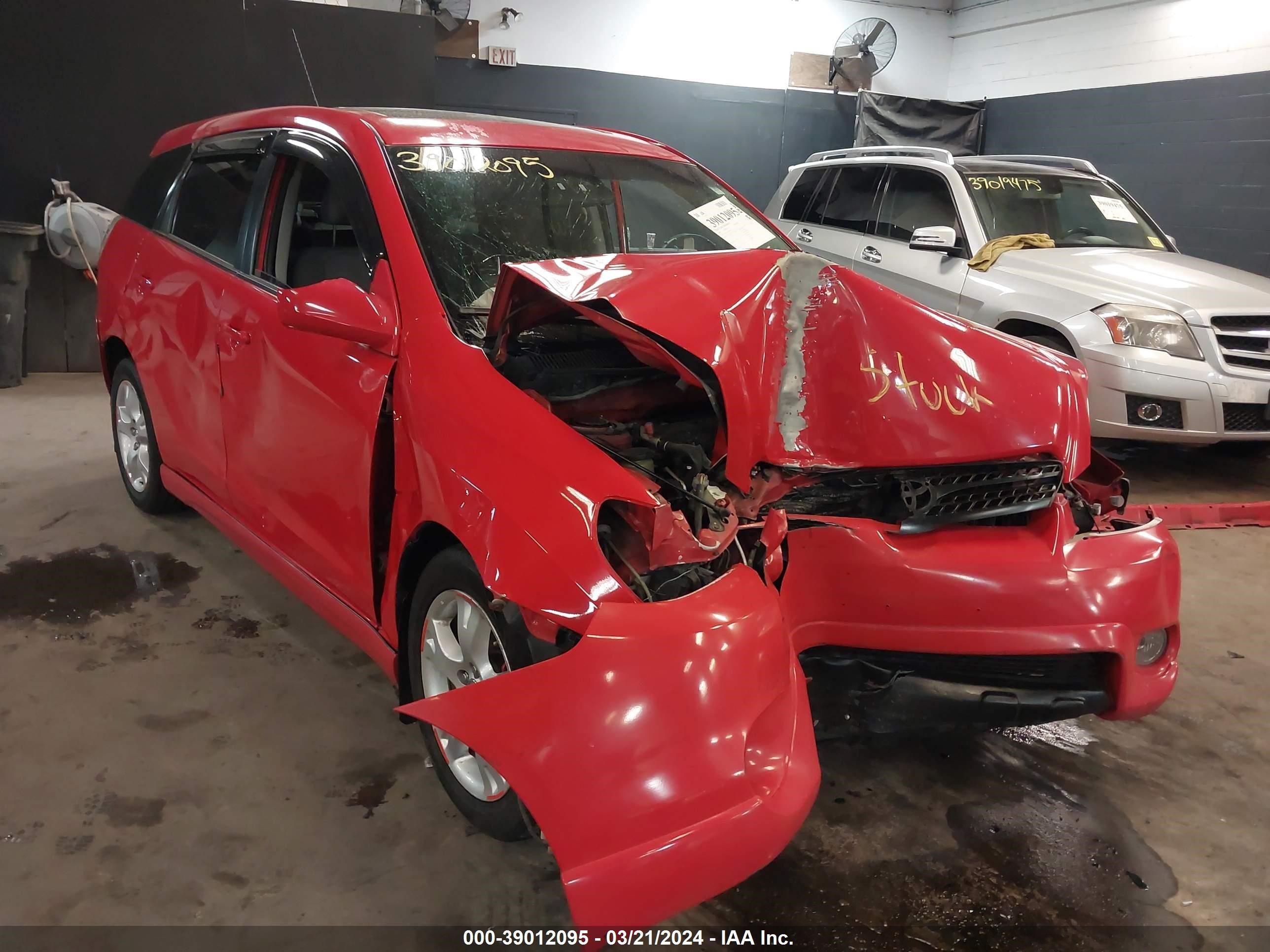 TOYOTA MATRIX 2007 2t1kr32e87c681467